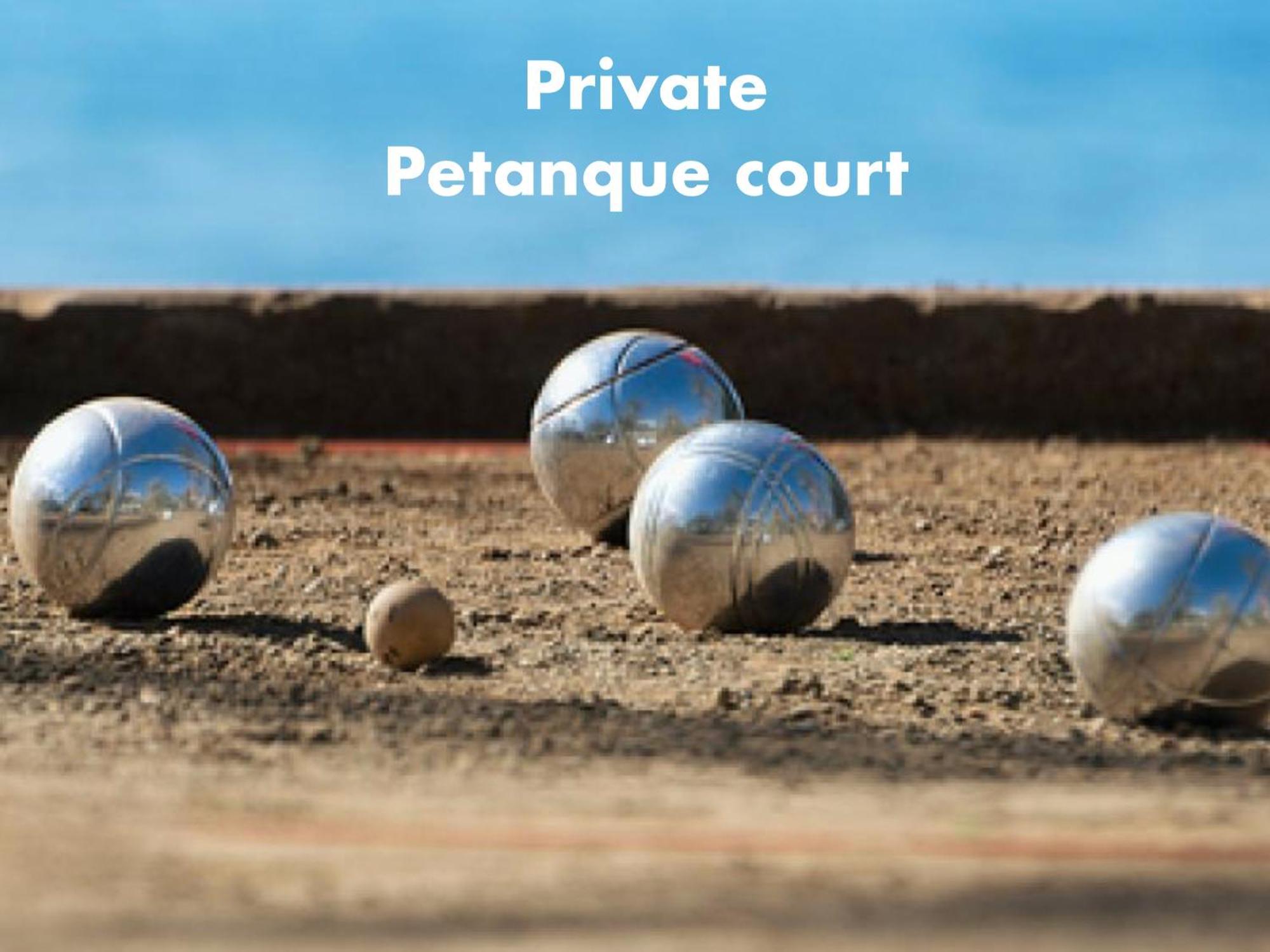 Beautiful Renovated Close Beach 8 People, 4 Bedrooms, 3 Bathrooms, Private Heated Pool, Ping Pong Table, Private Petanque Court