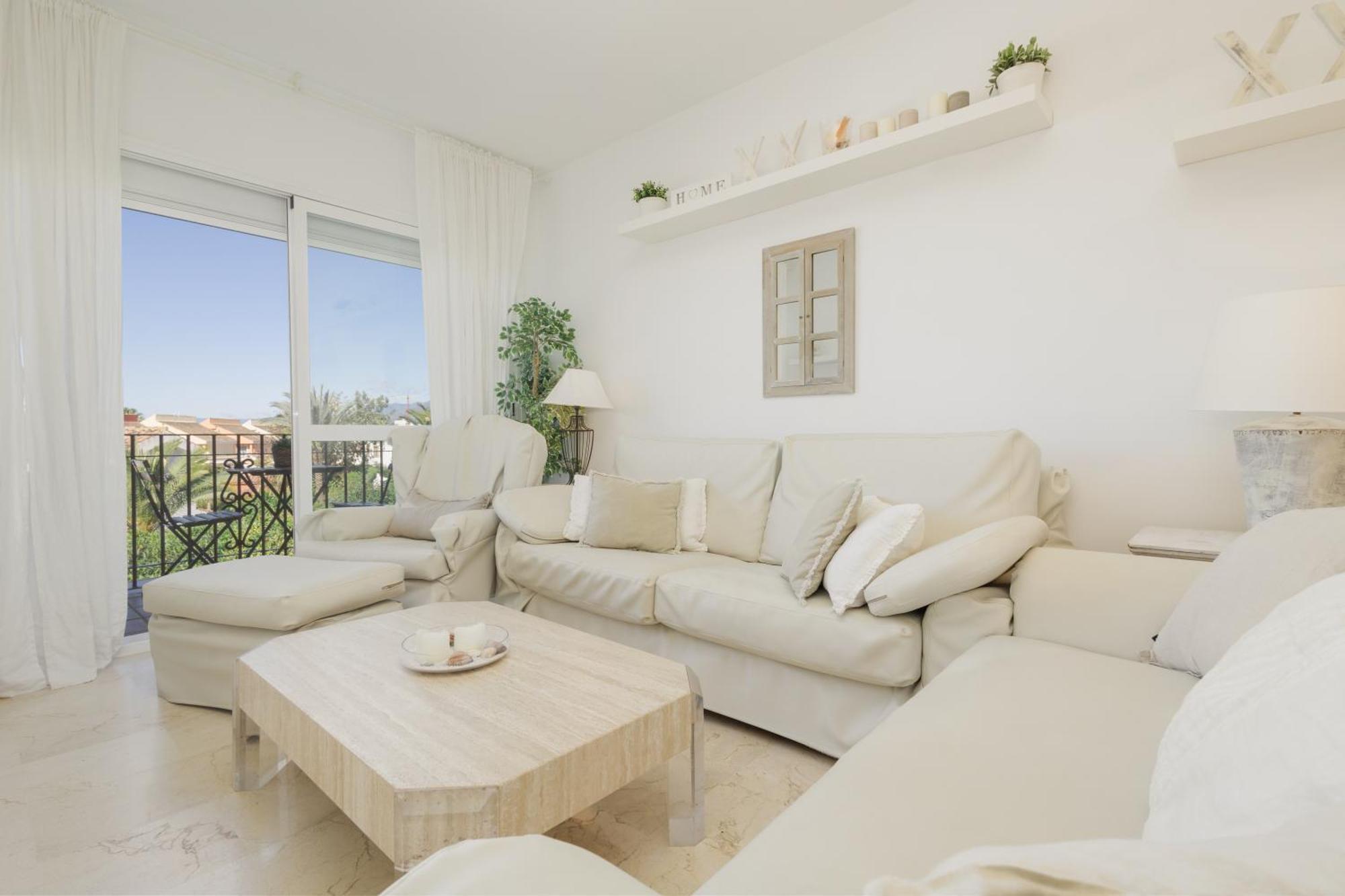 Apartment Beautiful Beachside Duplex With Amazing Sea Views
