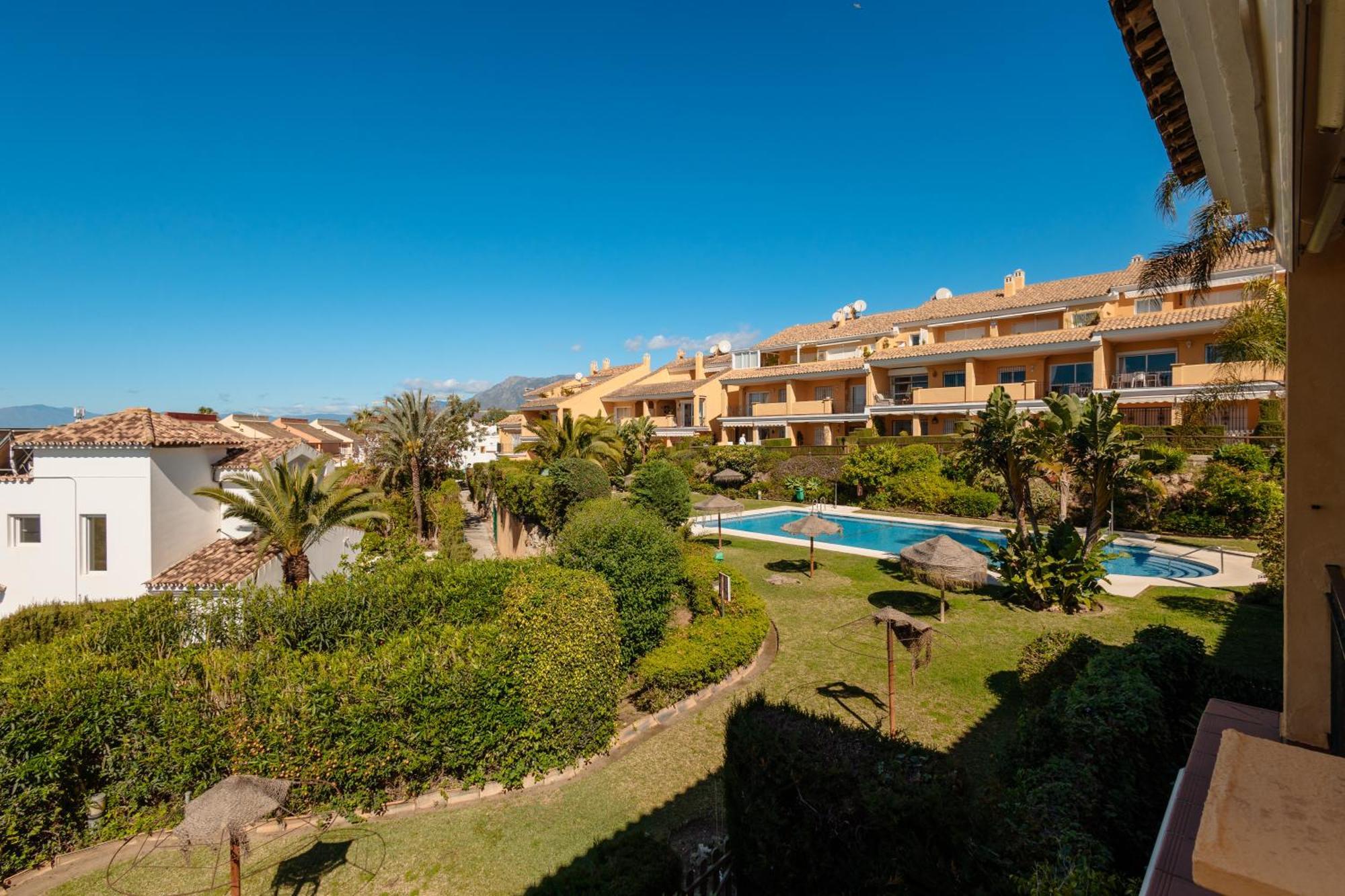 Apartment Beautiful Beachside Duplex With Amazing Sea Views Marbella