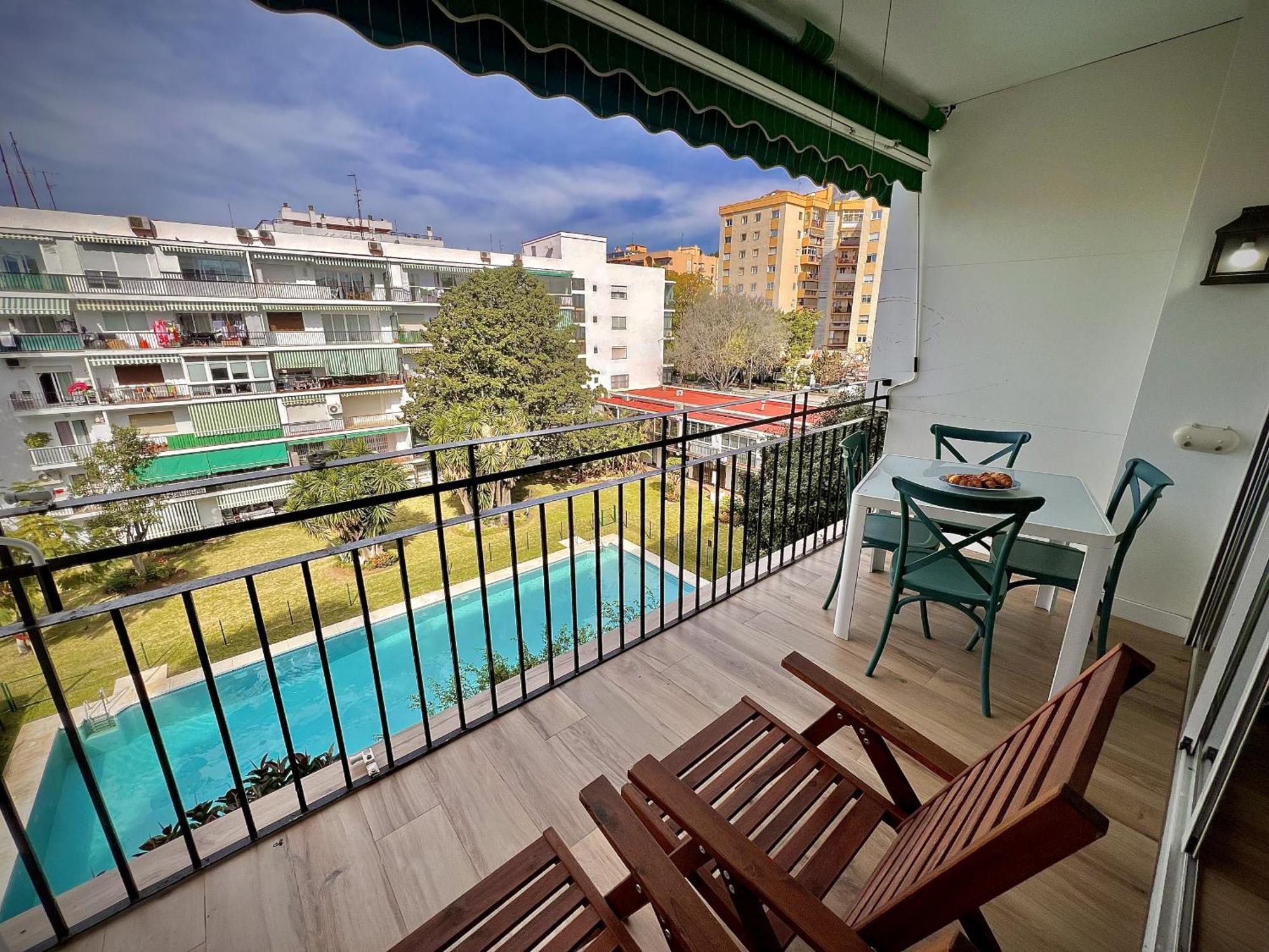 Apartment Downtown 45 With Pool By Homing Marbella