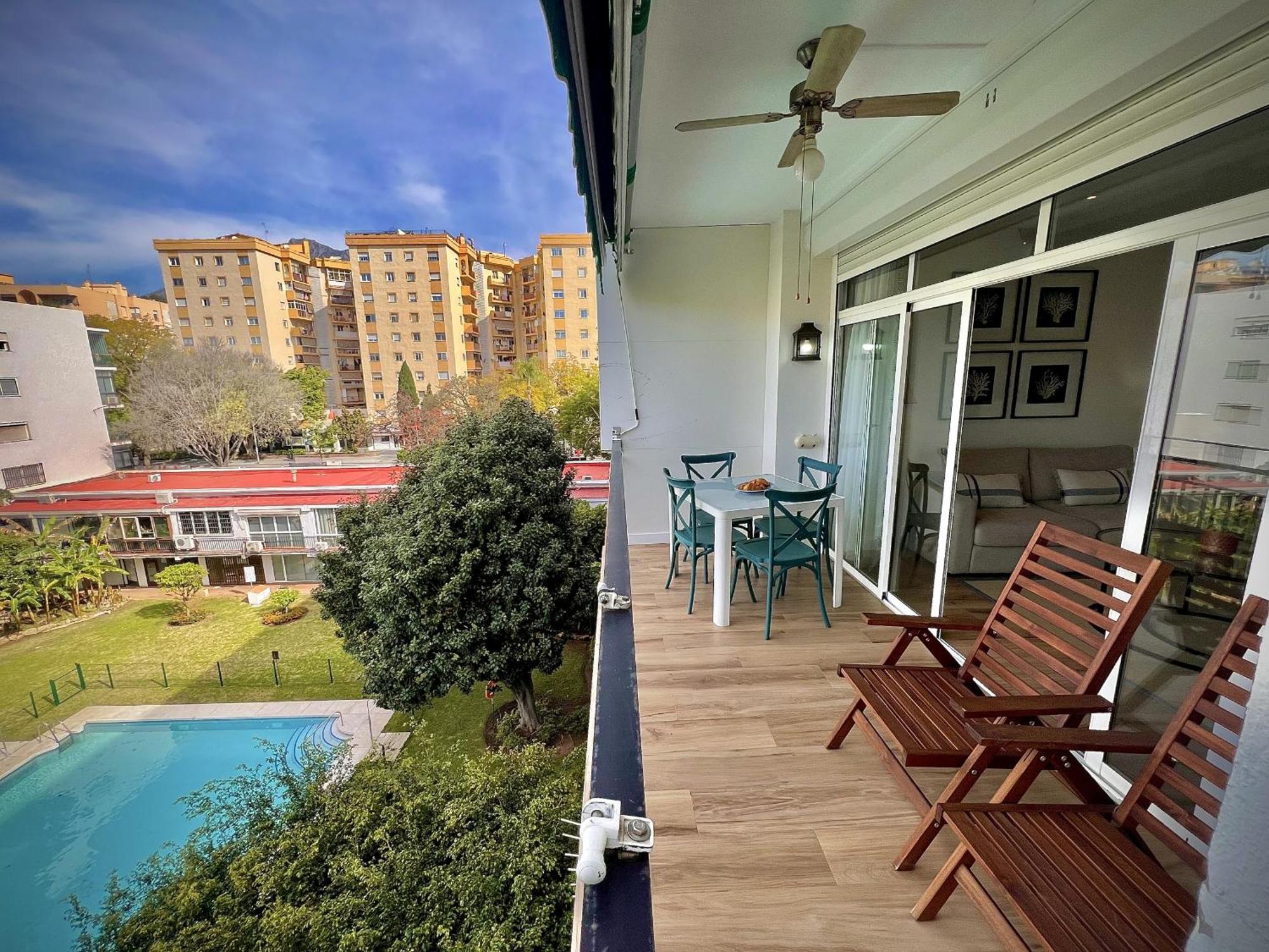 Downtown 45 With Pool By Homing * Marbella