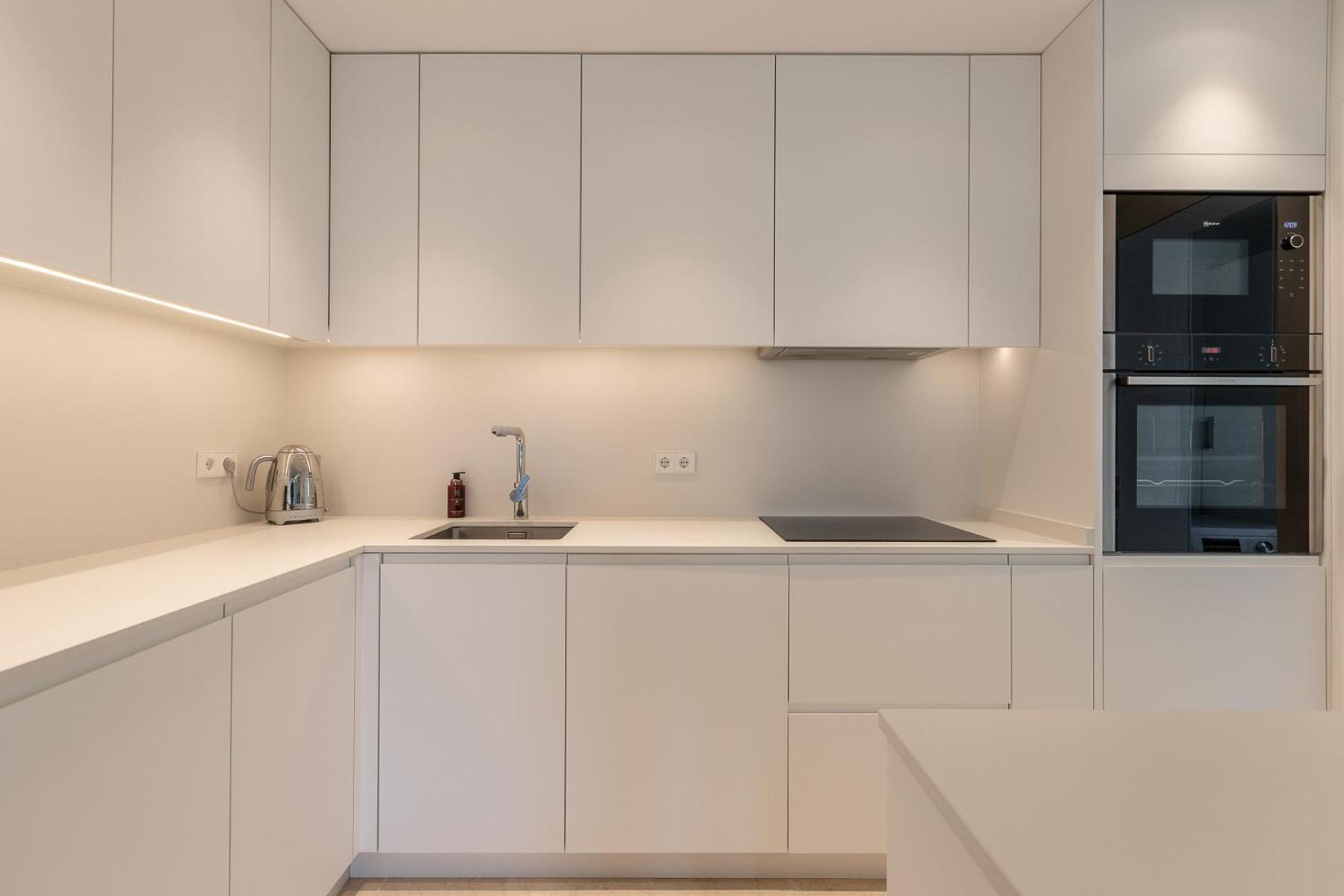 Lujoso Con Piscina En Paseo Maritimo Appartement Marbella