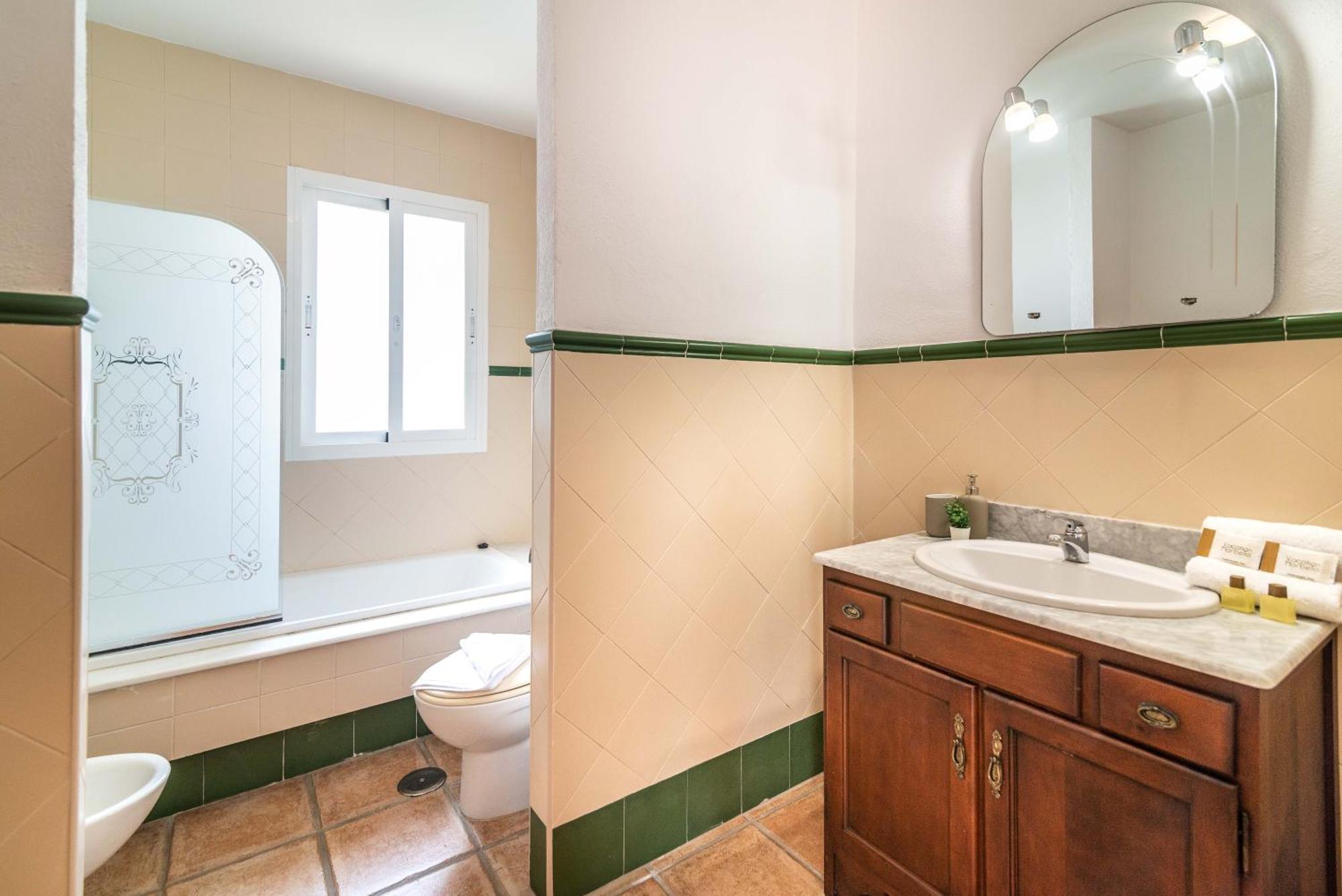 Guadalmina Alta - Private Swimming Pool Villa Marbella