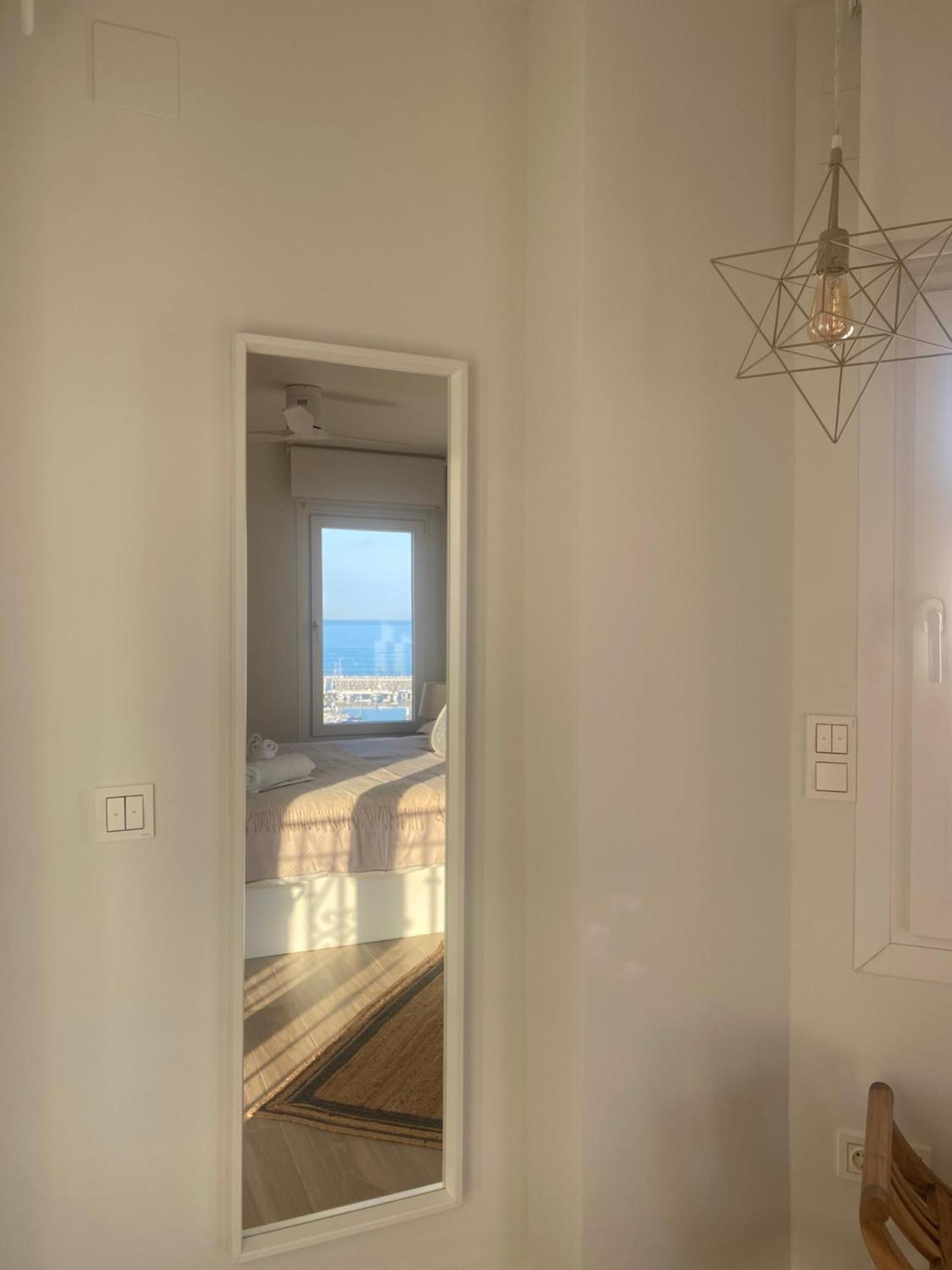 Apartamento Modern New Apartment, Sea View And Private Parking *