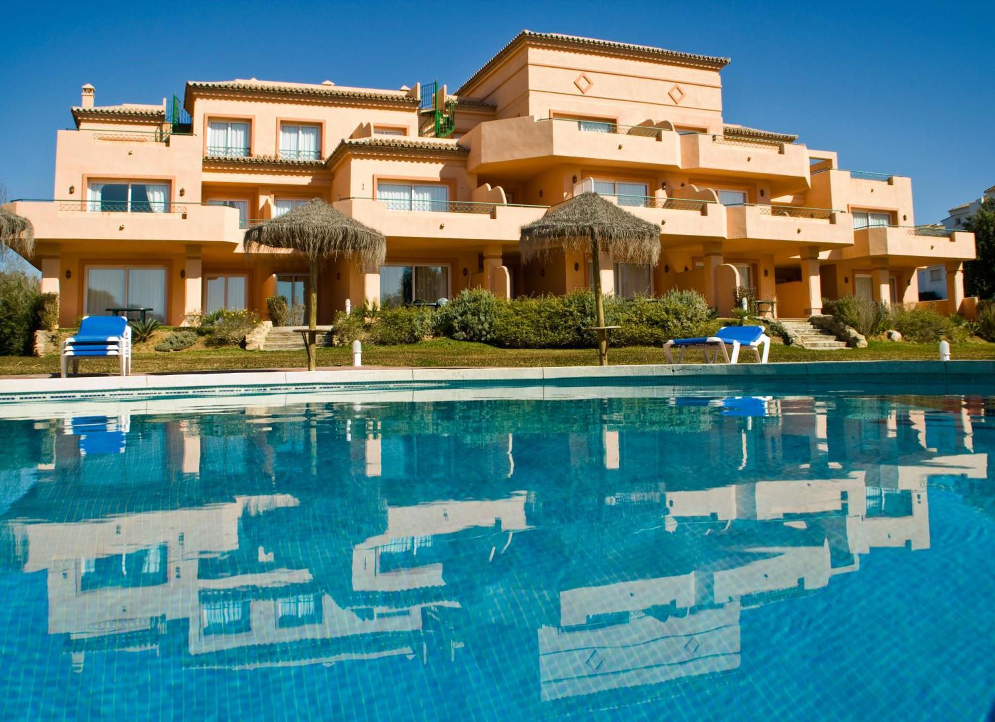 Apartment At Club Playa Real Marbella