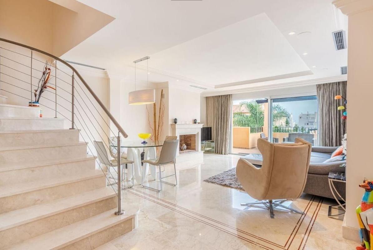 Aloha Hill Club Apartamento