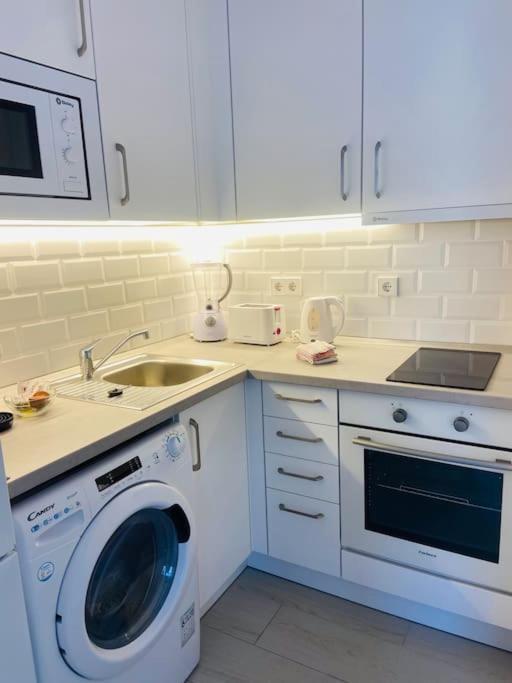 Urban Place In Close To With Garage Marbella