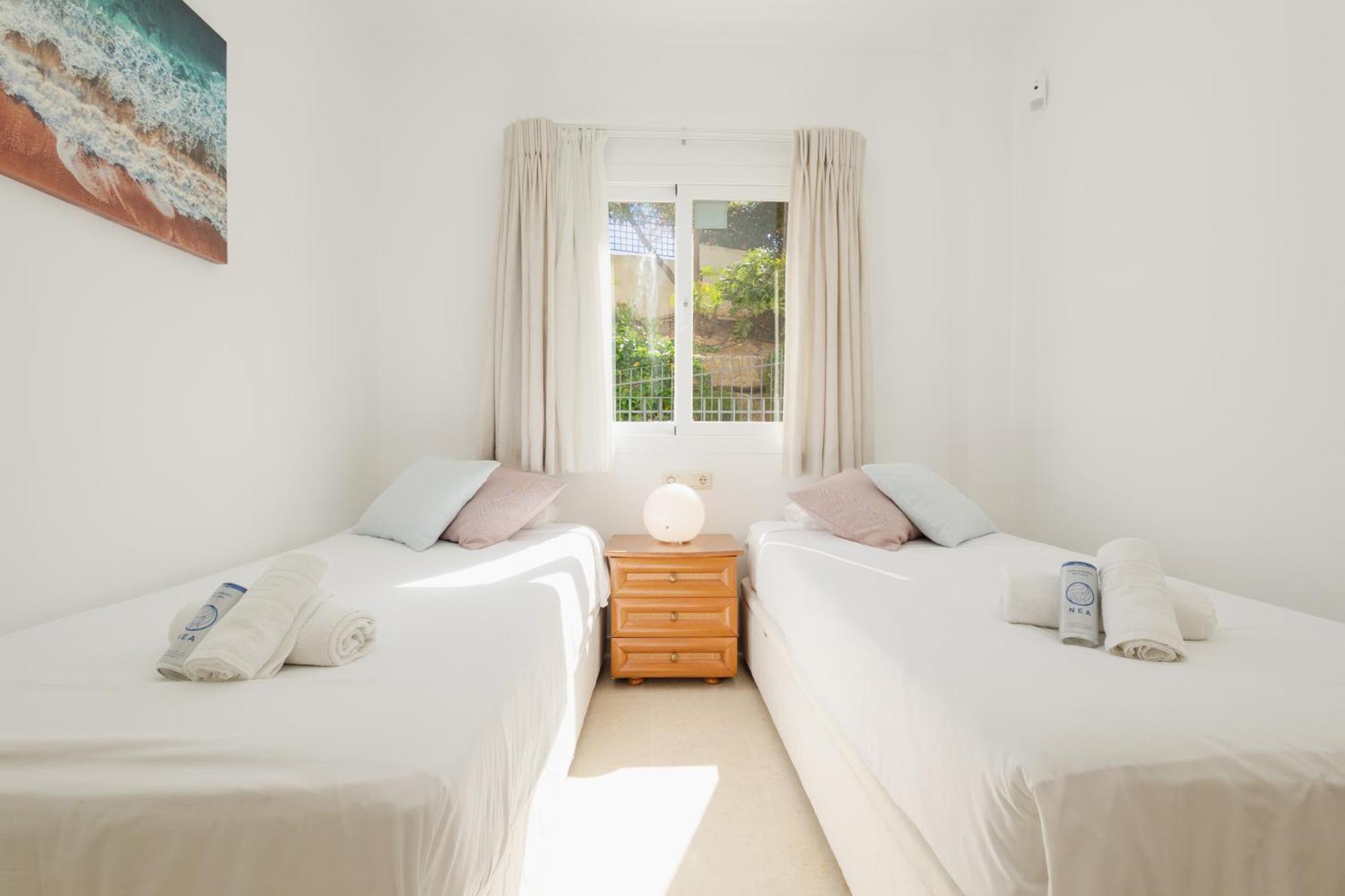 Apartment With Pool And Private Terrace With Sea Views In Elviria * Marbella