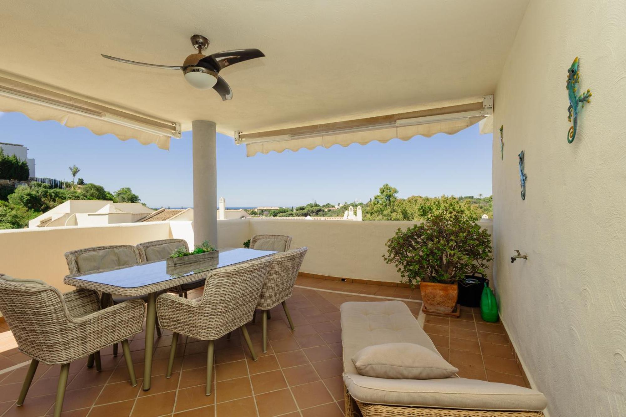 Appartement Apartment With Pool And Private Terrace With Sea Views In Elviria *