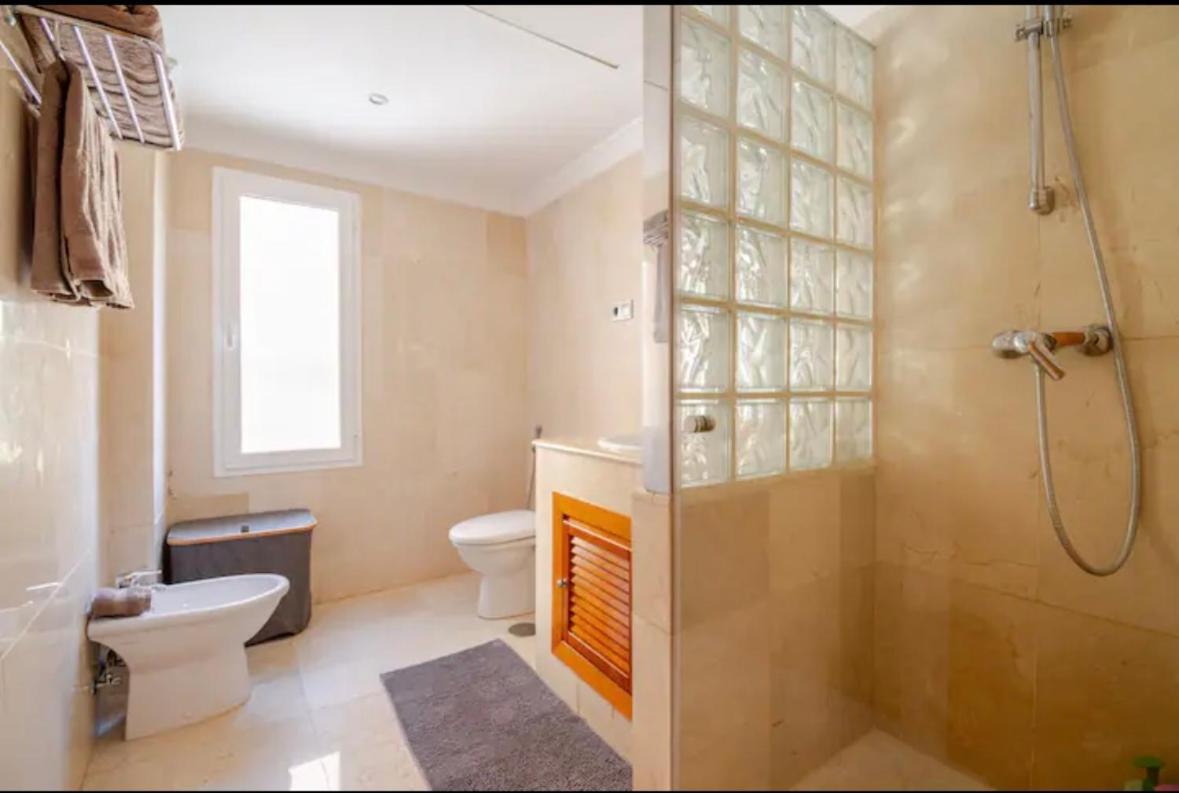 Appartement Luxury 2 Bedroom Apartment, Close To The Sea And The Golf Course, Aloha Hills Club