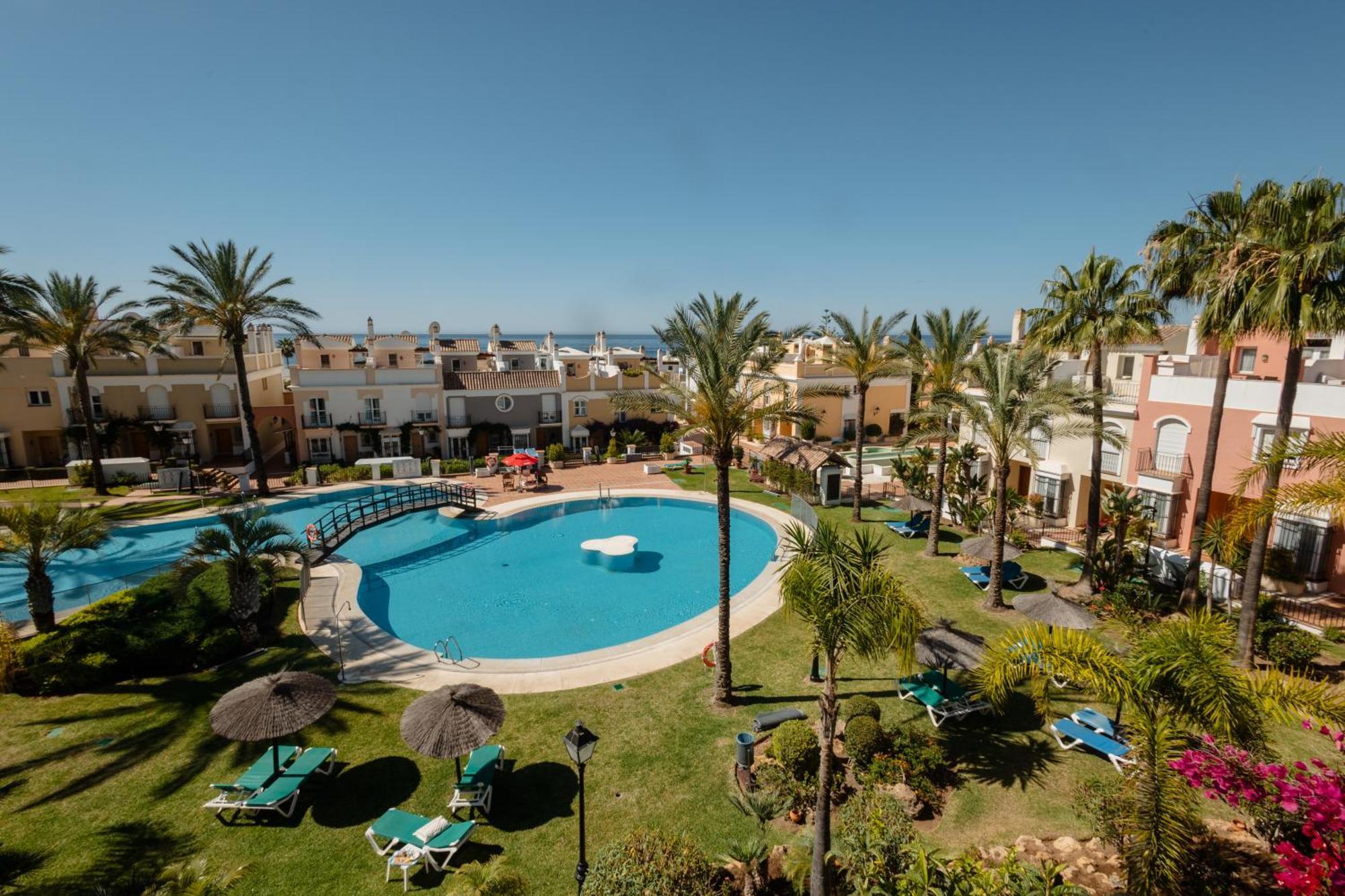 Holiday home Townhouse In First Line Beach, Bahia De Marbella, *