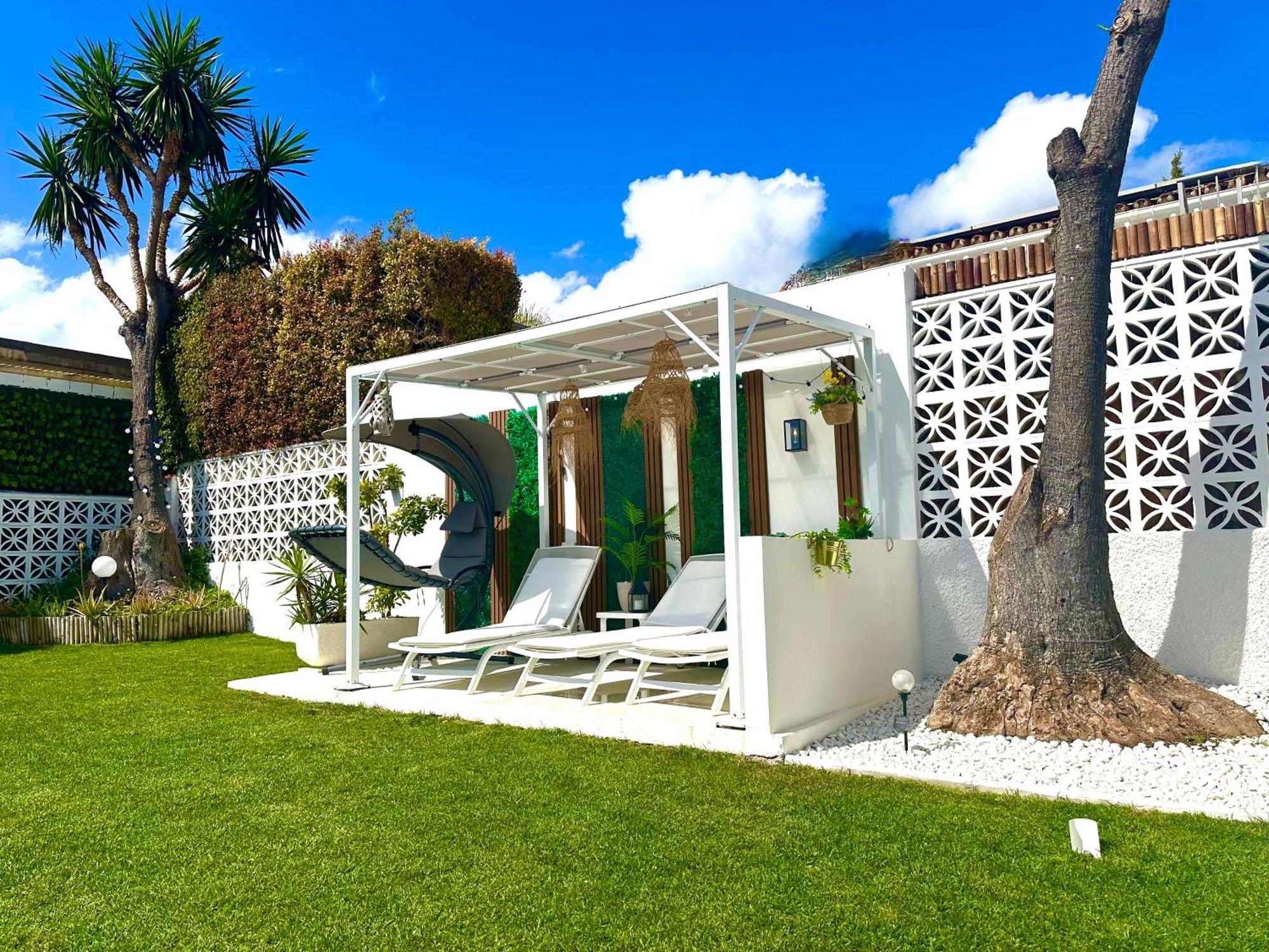 Casacara Beachside Costabella -spain Pousada