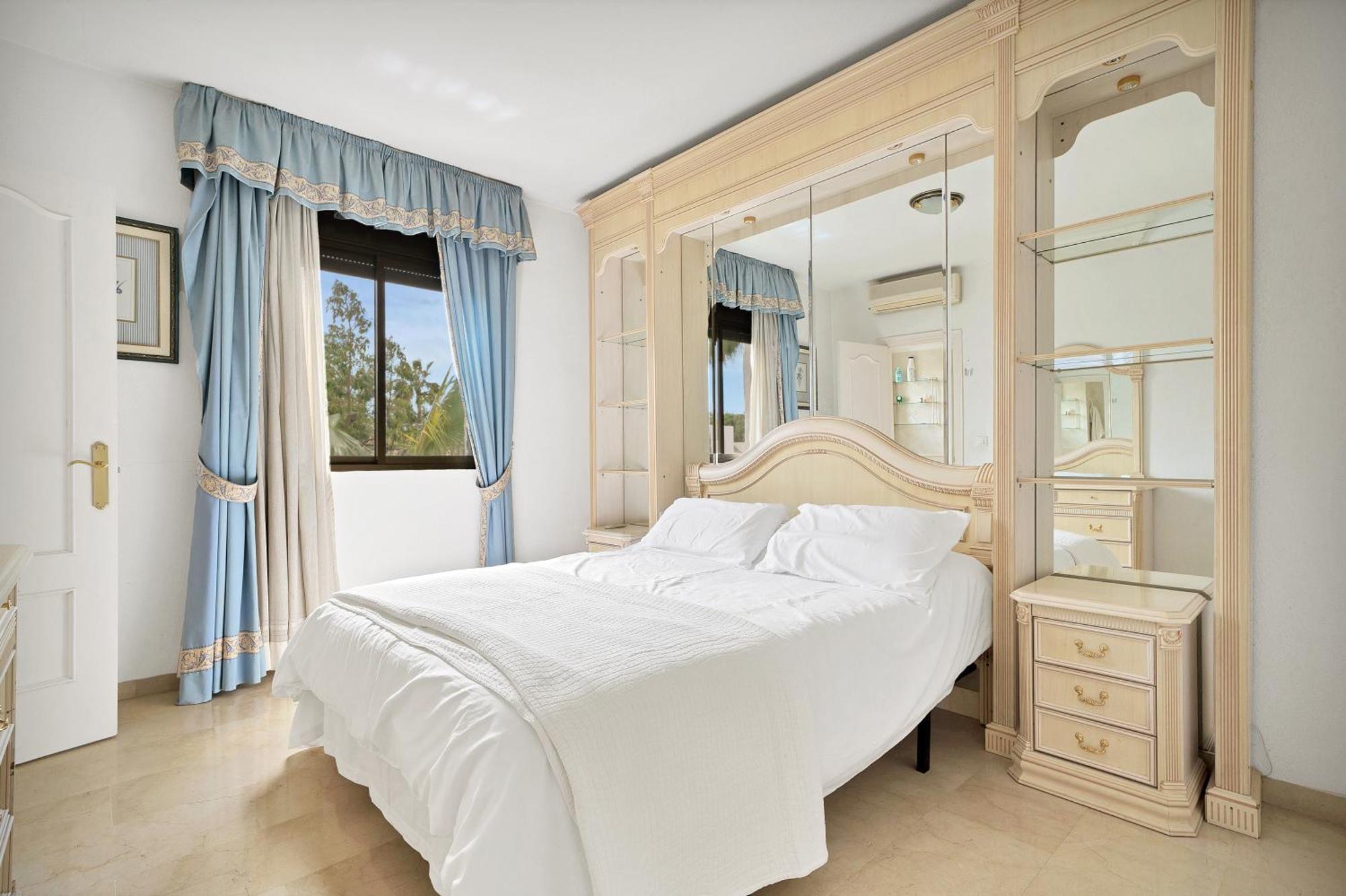 Beachside House Mariabanus Marbella