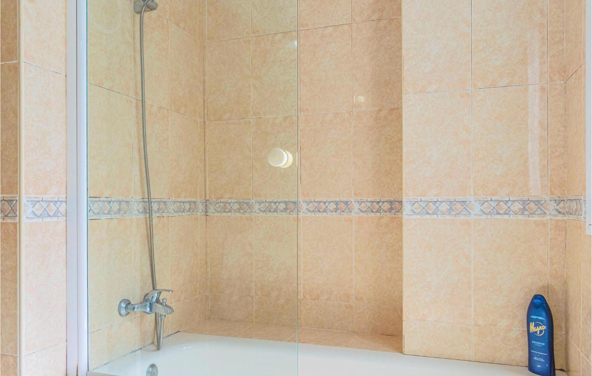 Lovely In With Kitchenette
