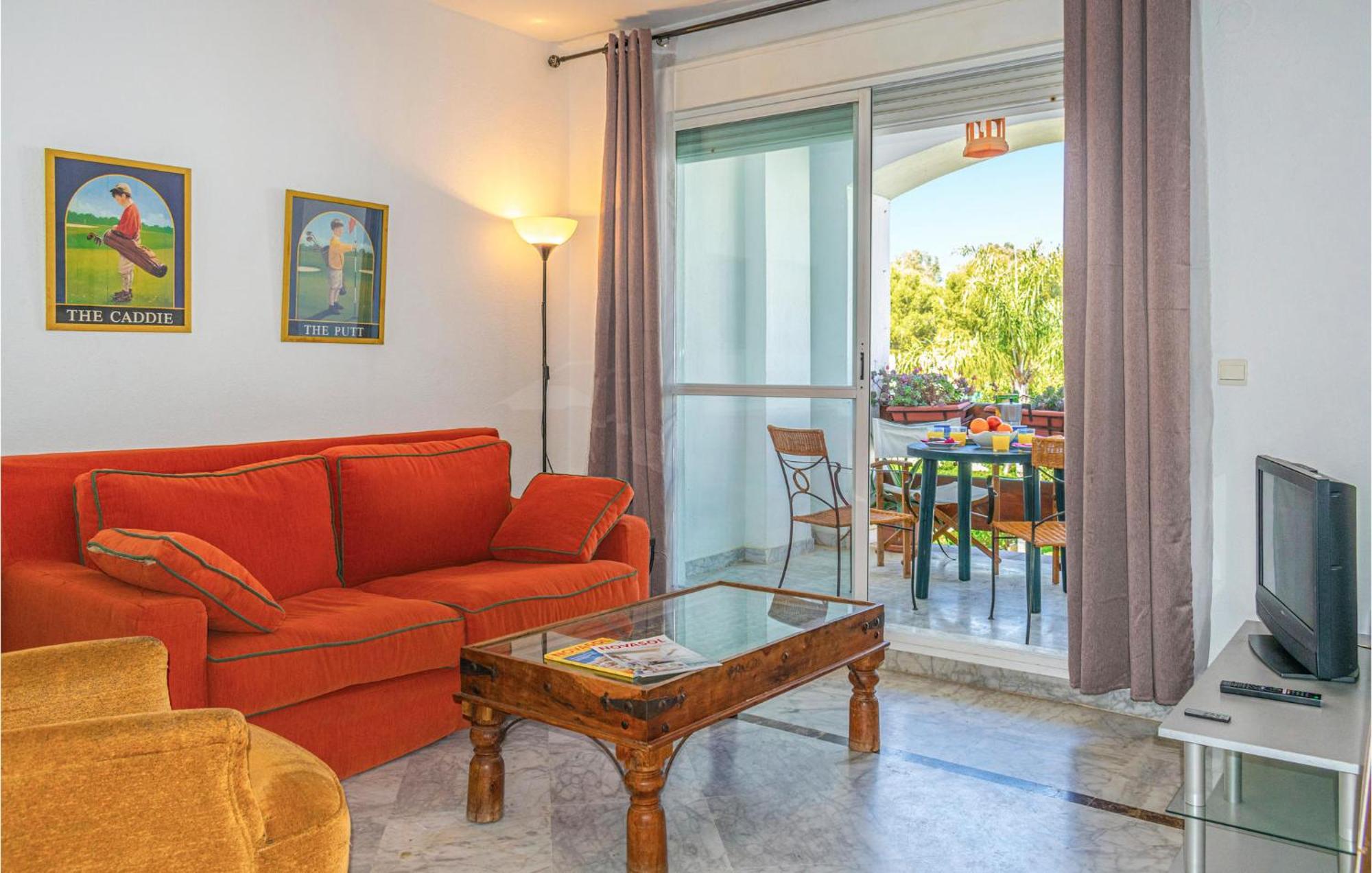 Lovely In With Kitchenette Apartment *
