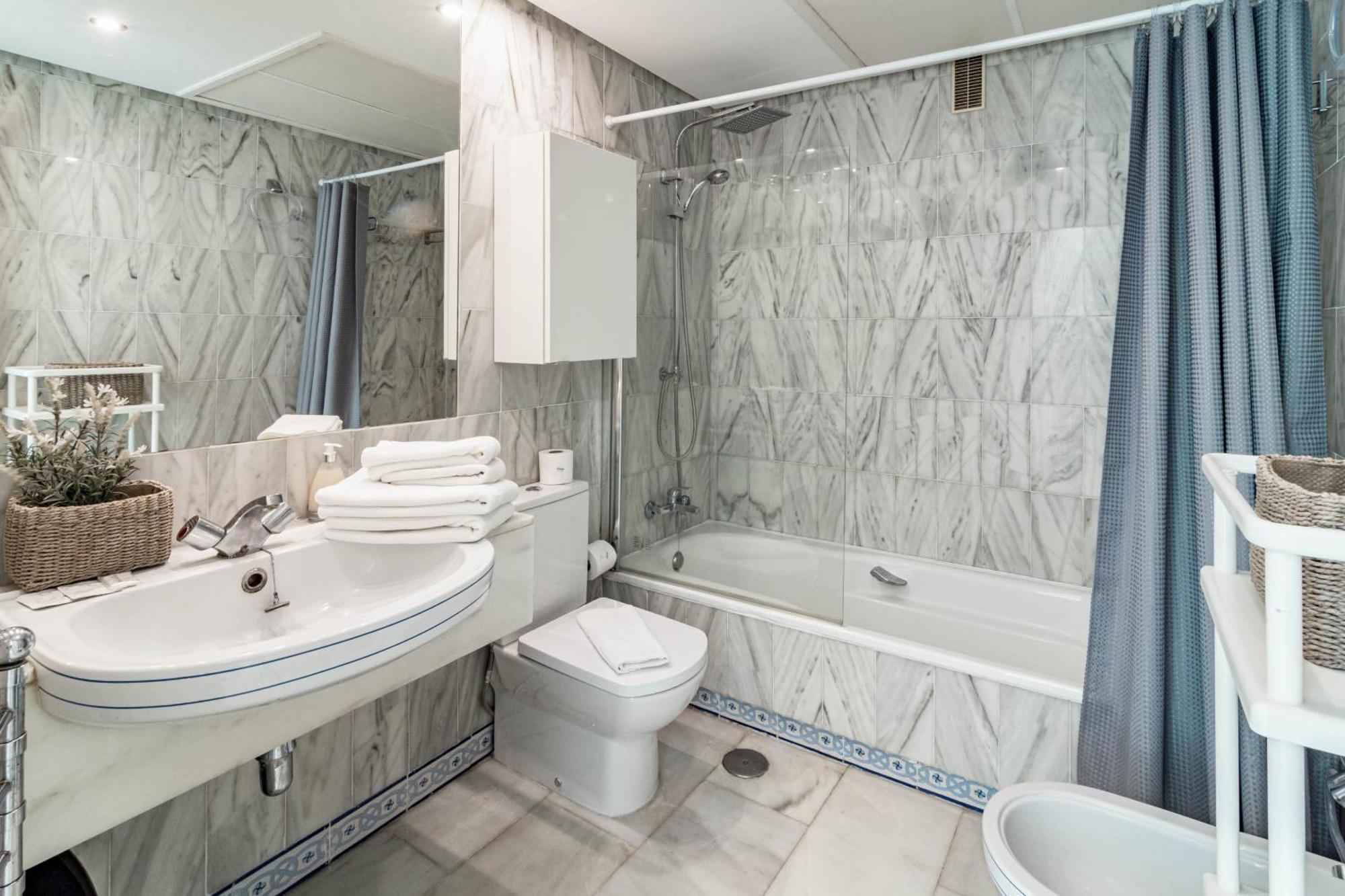Mr- Cozy 4 Sleep Flat In Marbella, Great Location * Marbella
