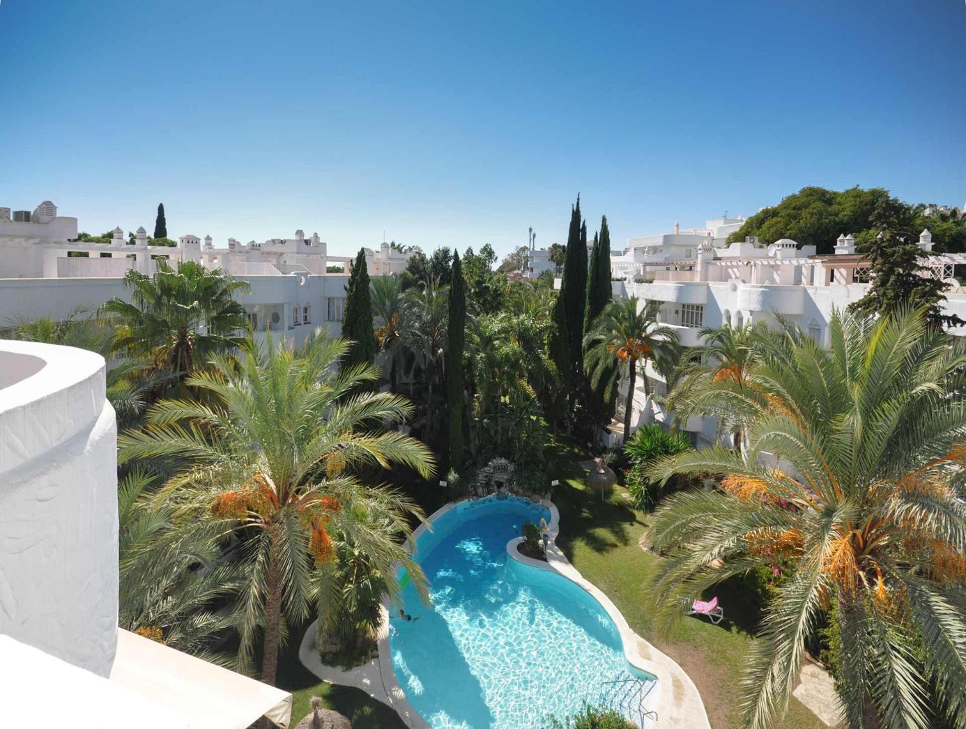 Mr- Cozy 4 Sleep Flat In Marbella, Great Location *