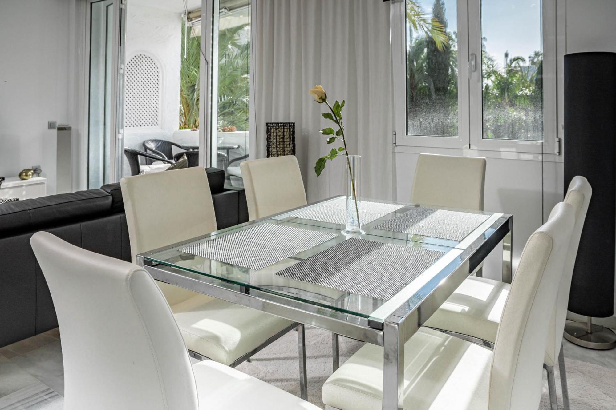 Mr- Cozy 4 Sleep Flat In Marbella, Great Location Appartement