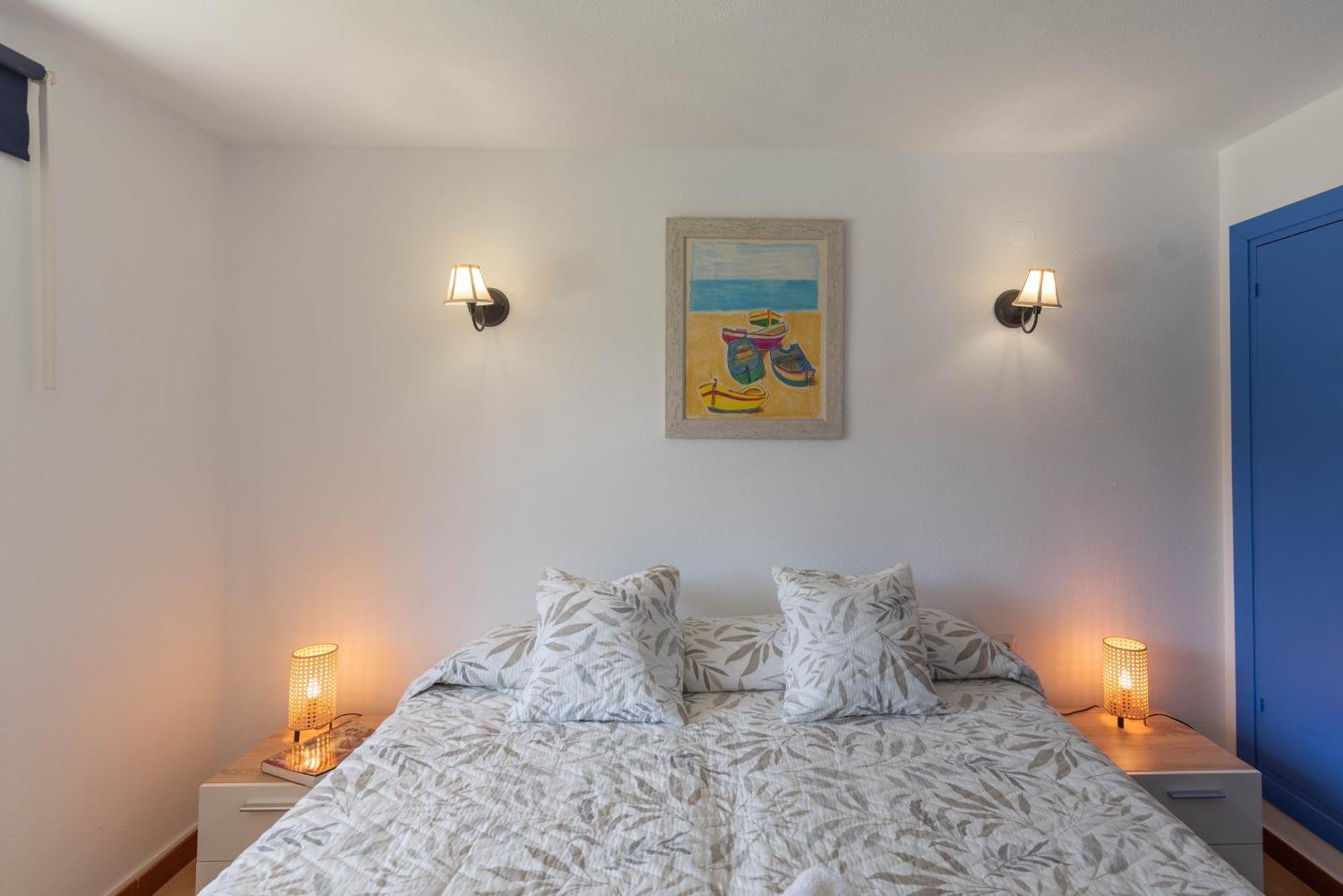 Apartamento Cabopino Duplex, Swimming Pool, 5min Away, Chill Out Terrace And High-speed Wifi Marbella