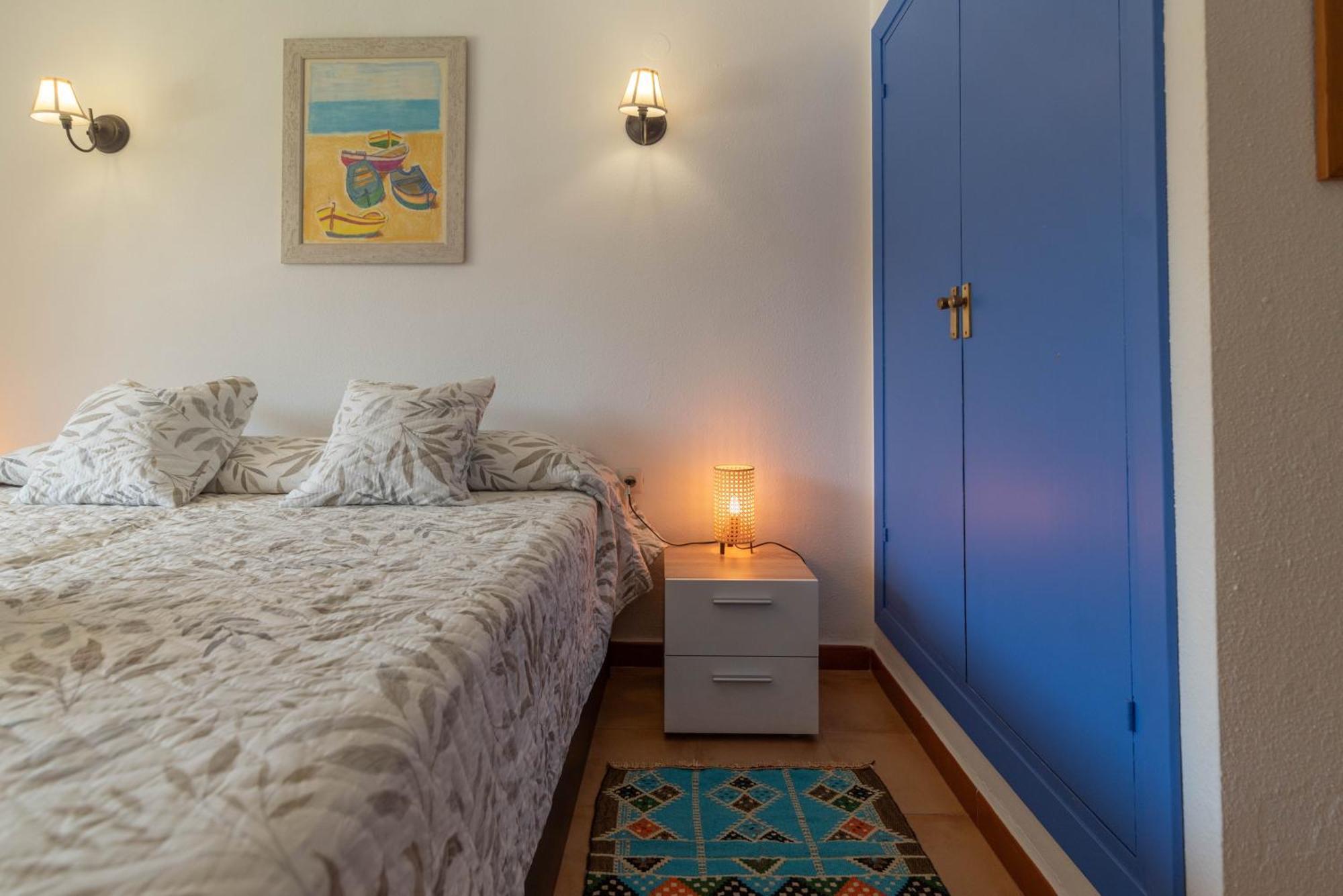 Cabopino Duplex, Swimming Pool, 5min Away, Chill Out Terrace And High-speed Wifi *