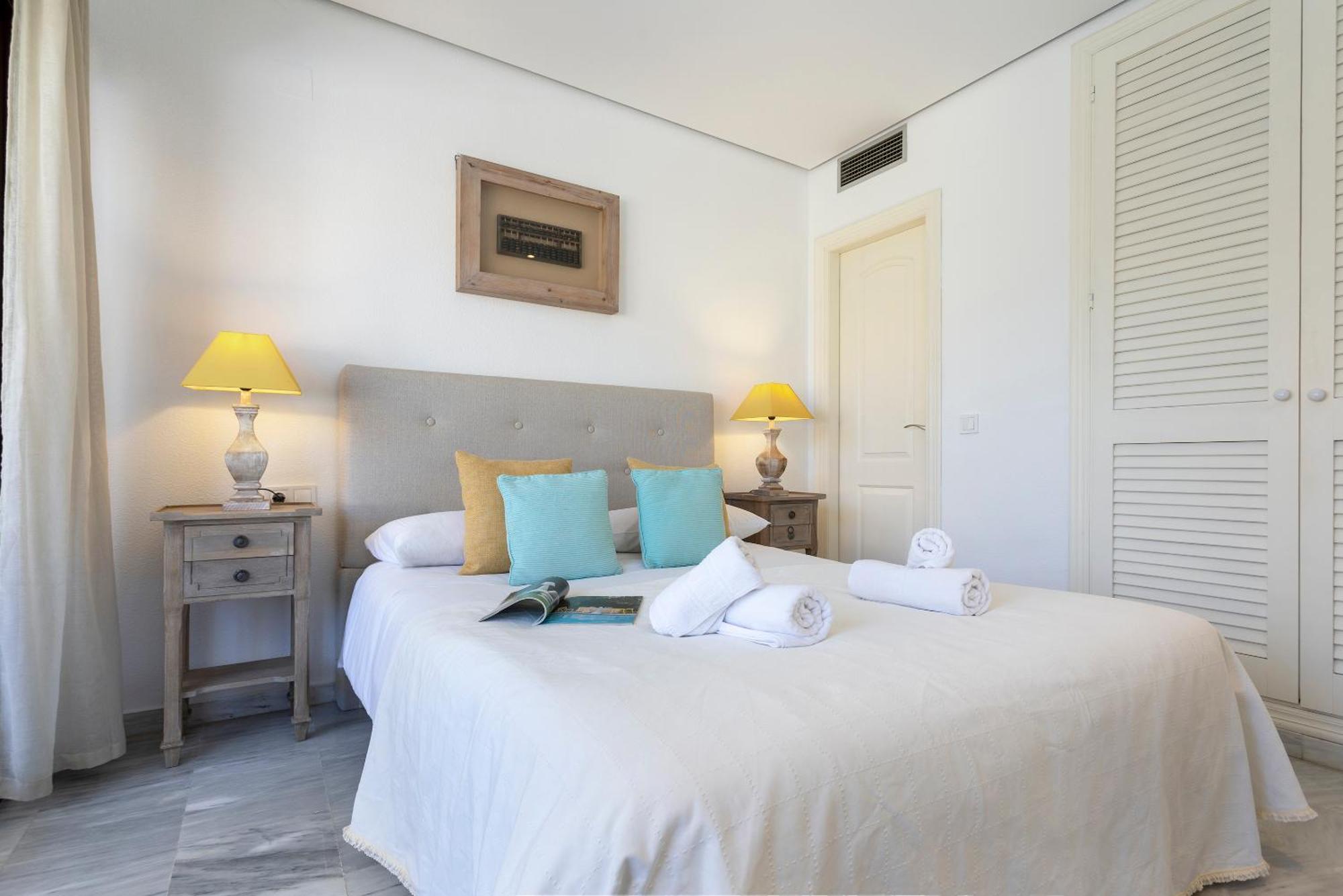 Golden By Rent Me Marbella