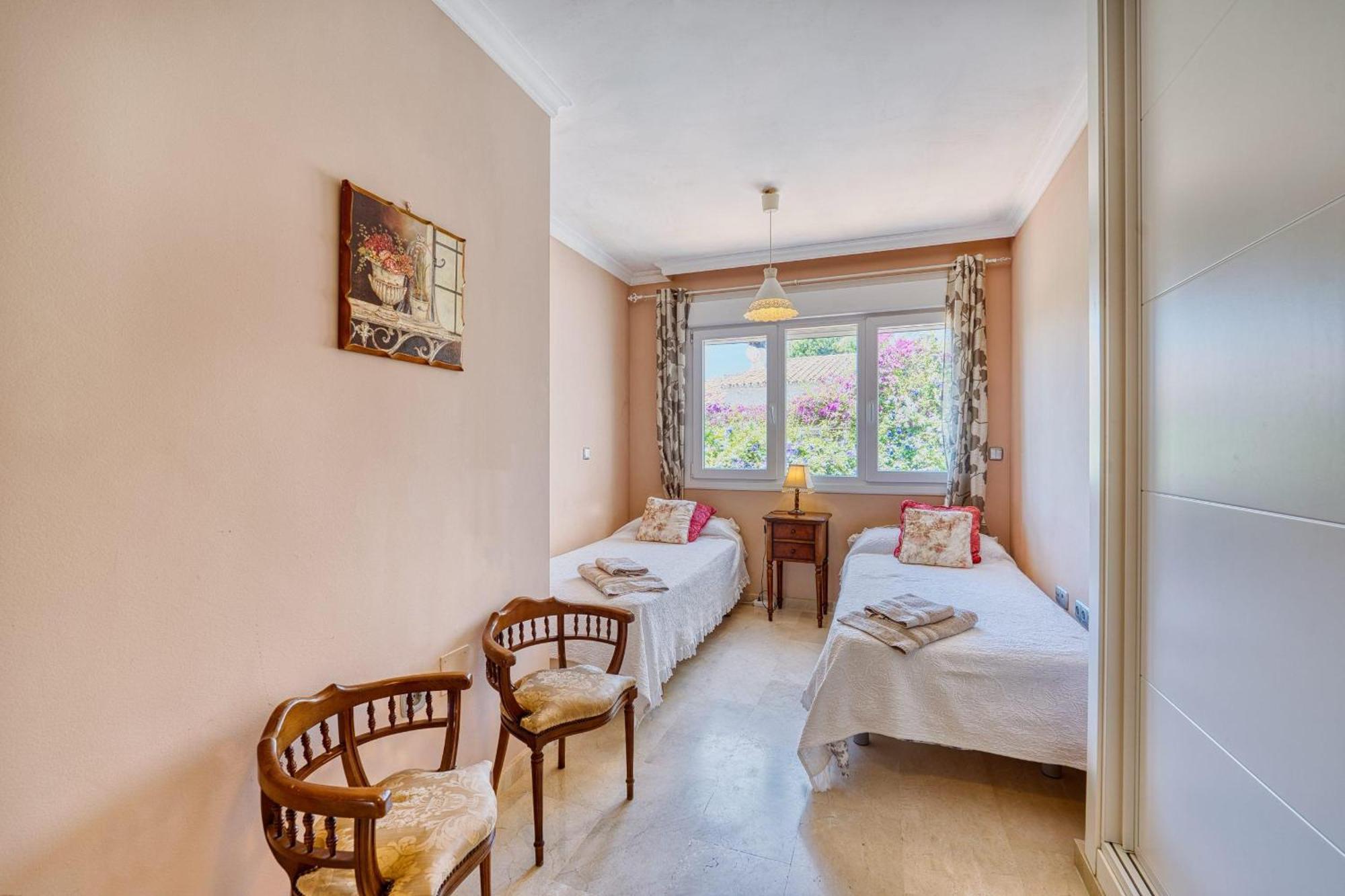 1107 Front House Marbella
