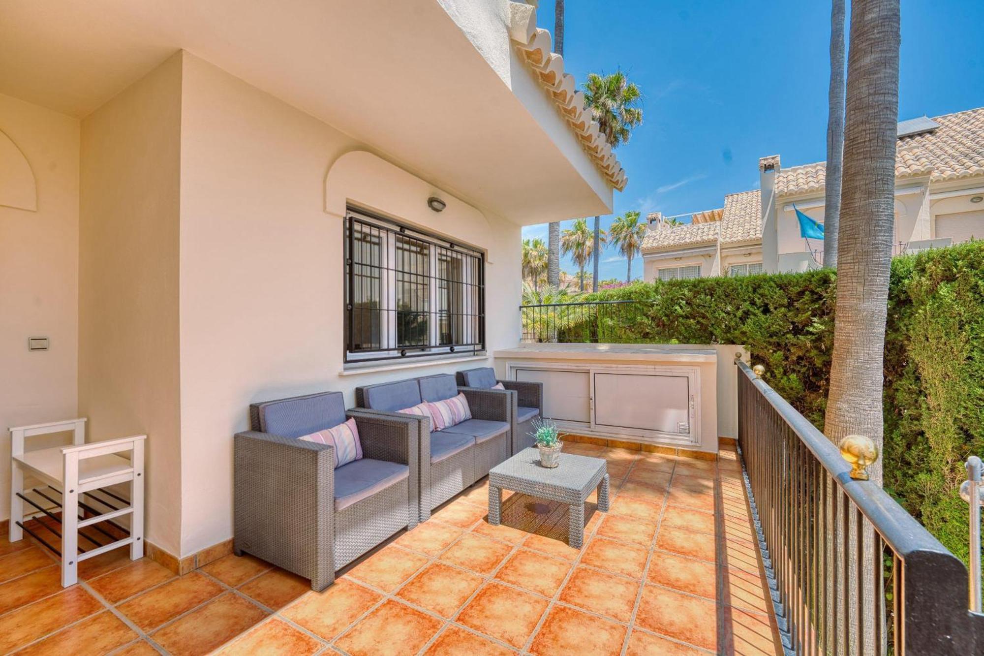 1107 Front House Marbella