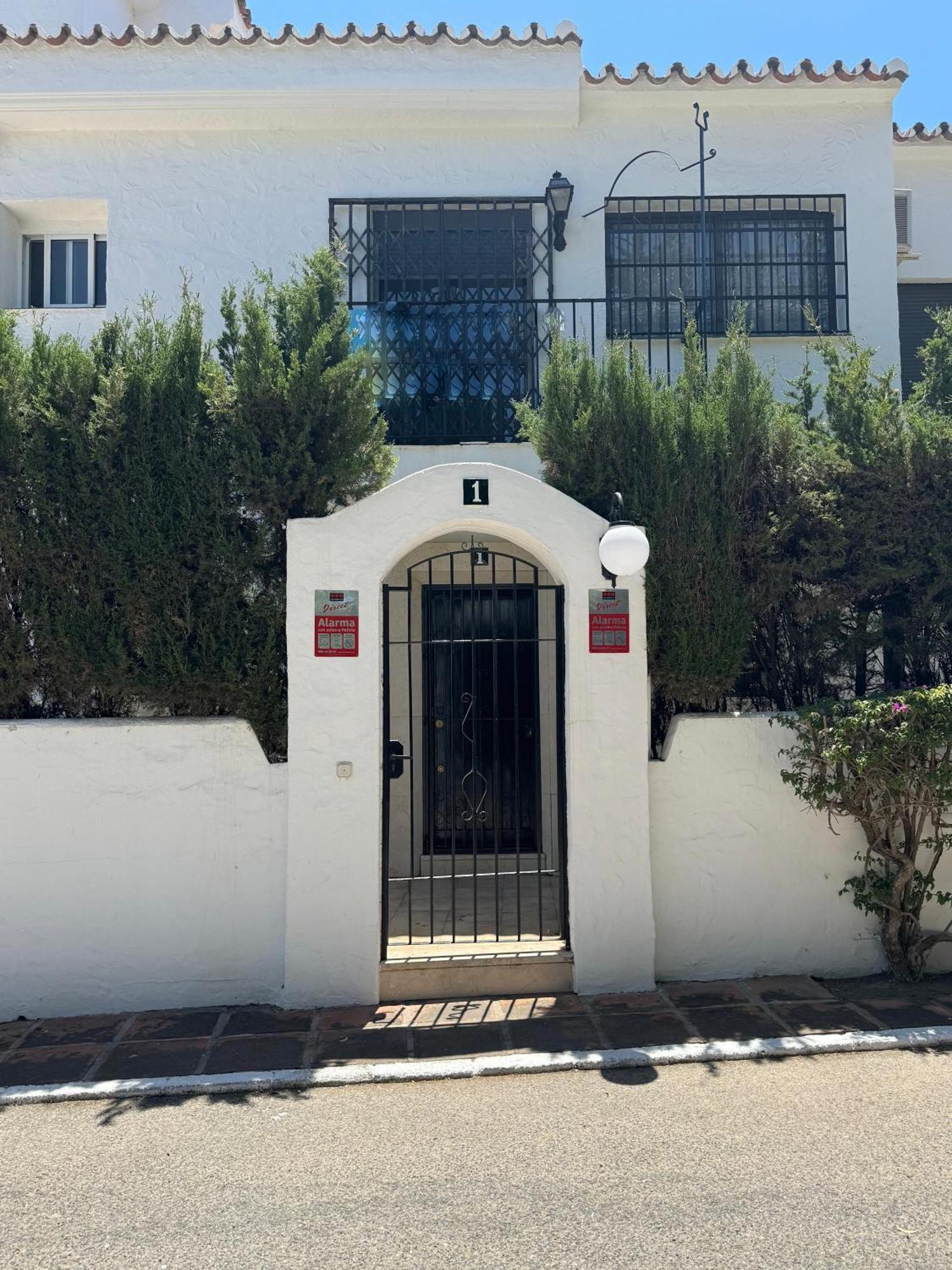 Beachside House Mariabanus Holiday home