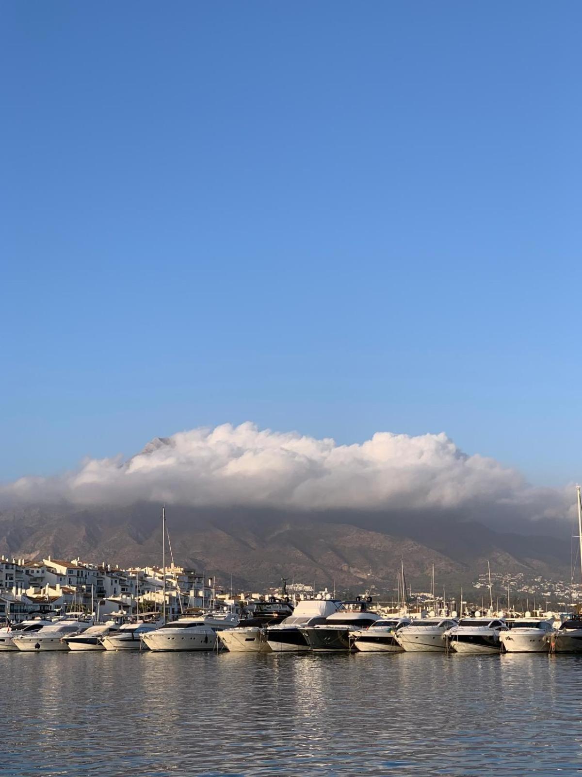 Precioso Céntrico Con Piscina Marbella