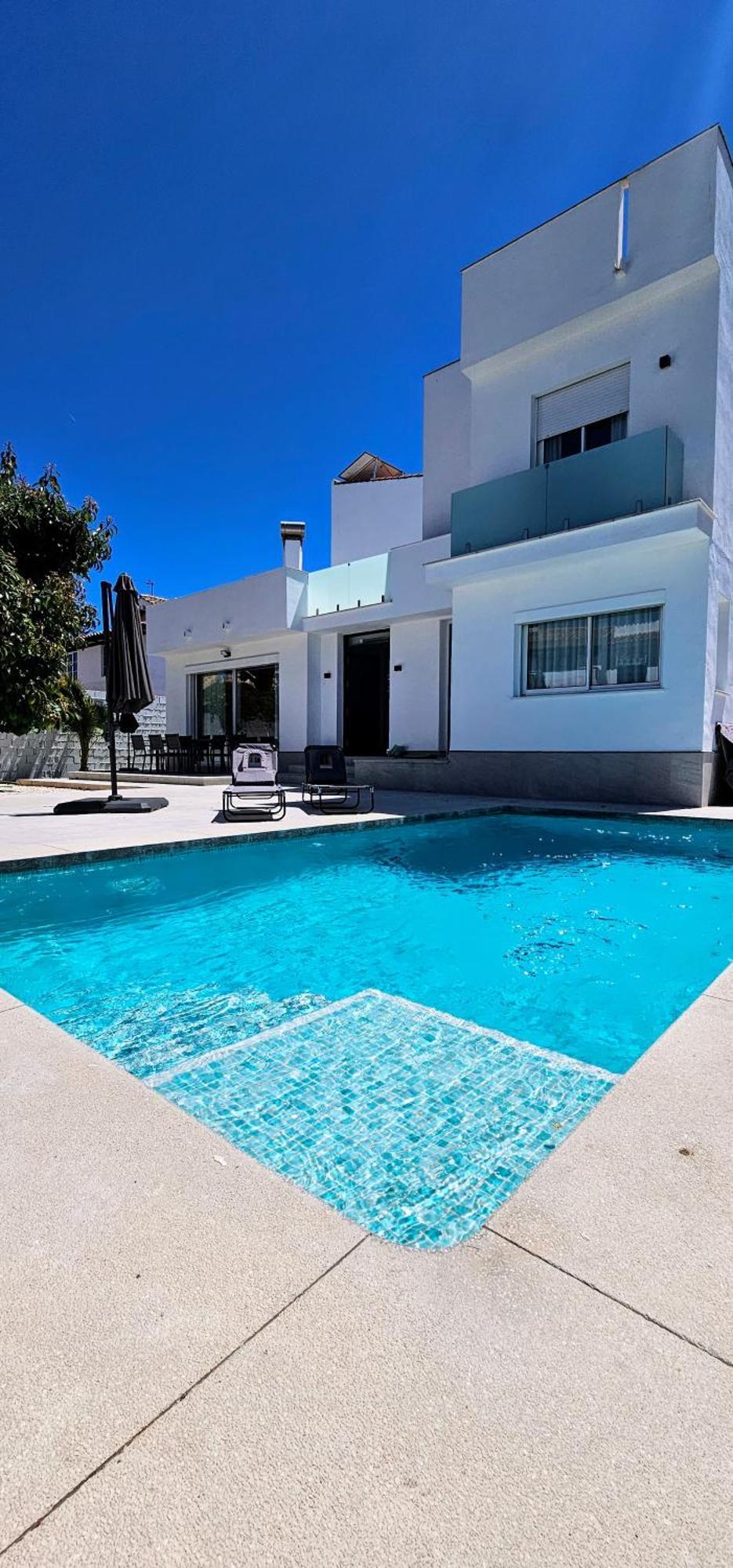 6 Bedrooms New Luxury With Private Pool And Jacuzzi Marbella