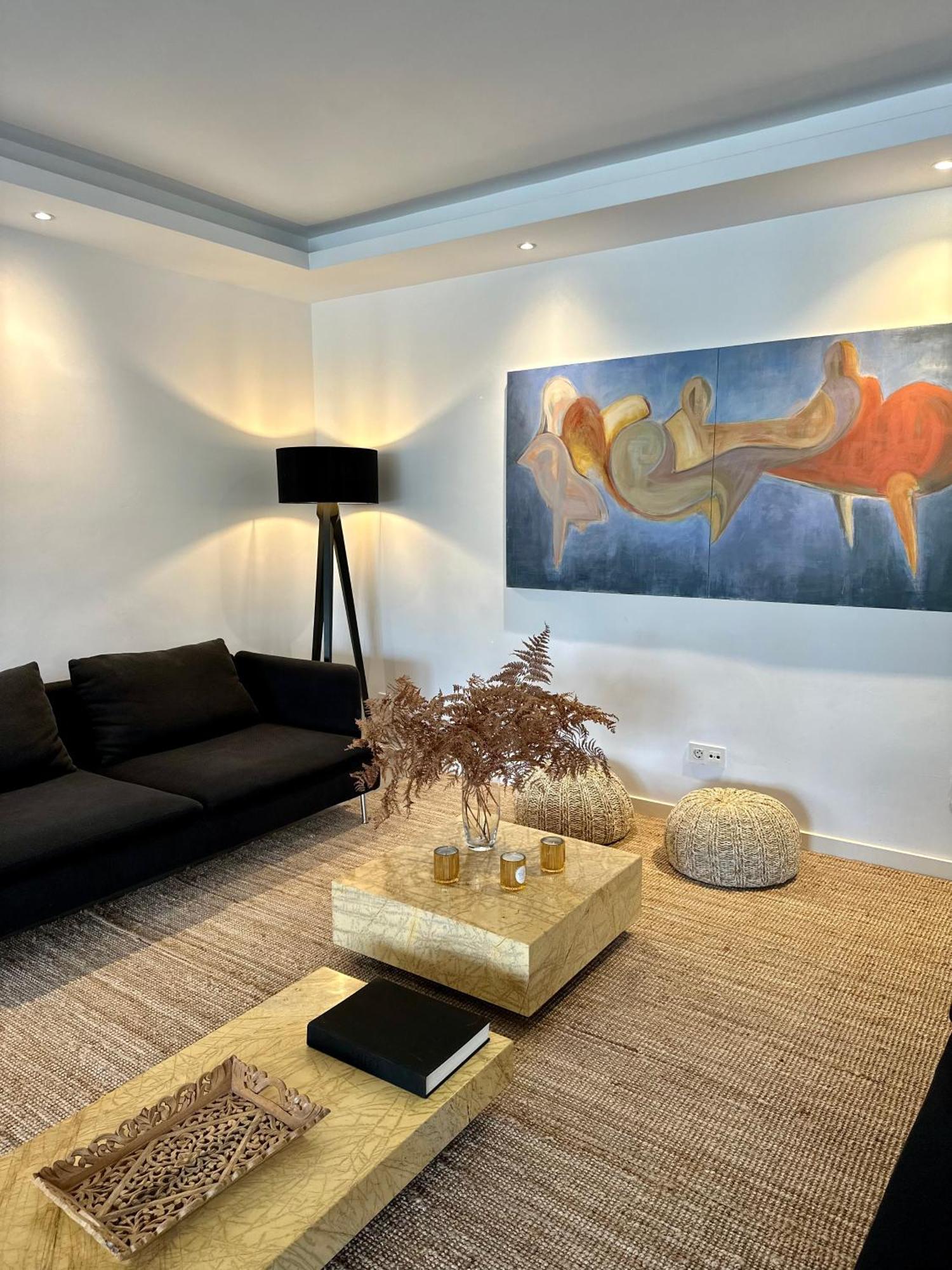 Moderna En Villa Marbella