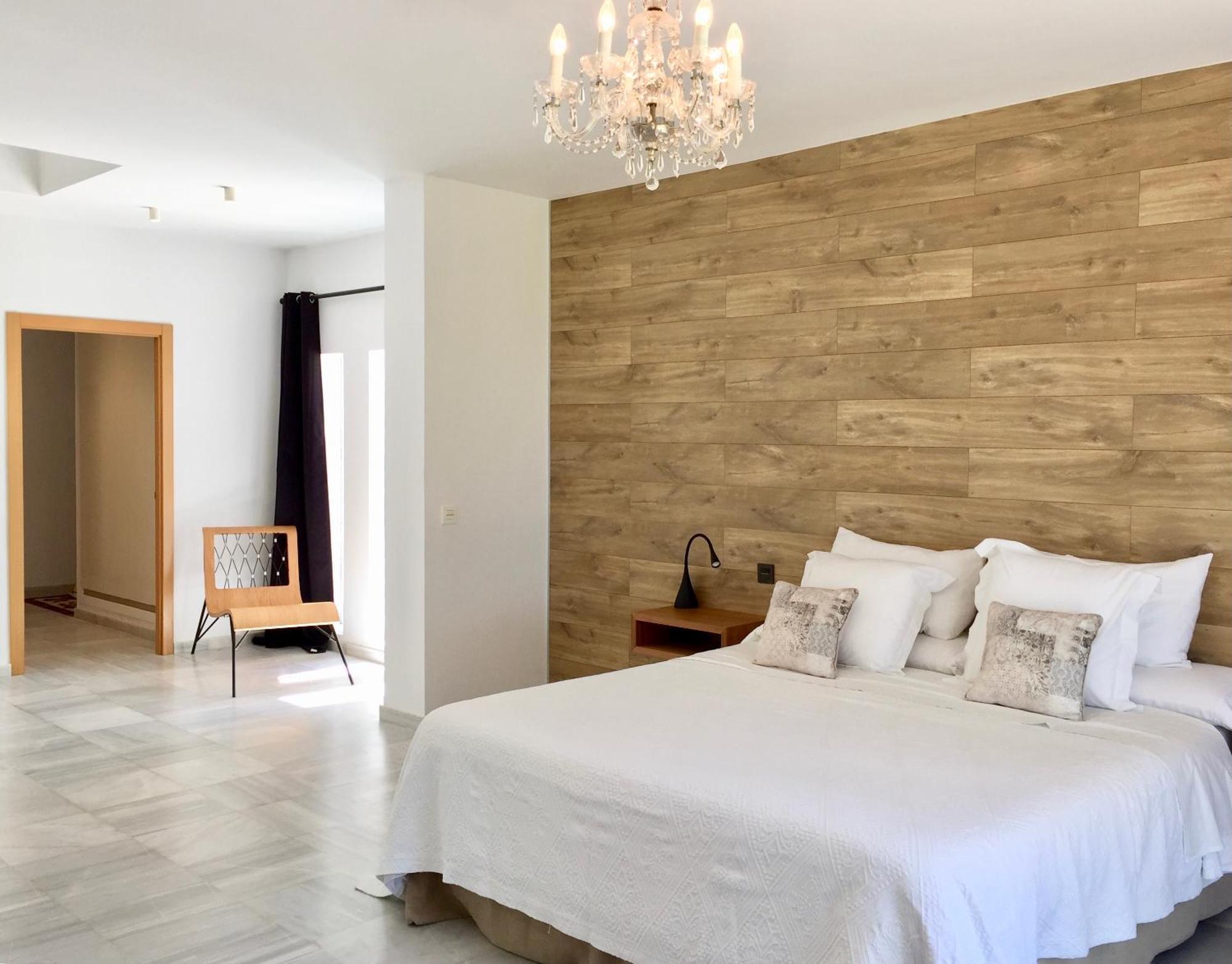 Moderna En * Marbella