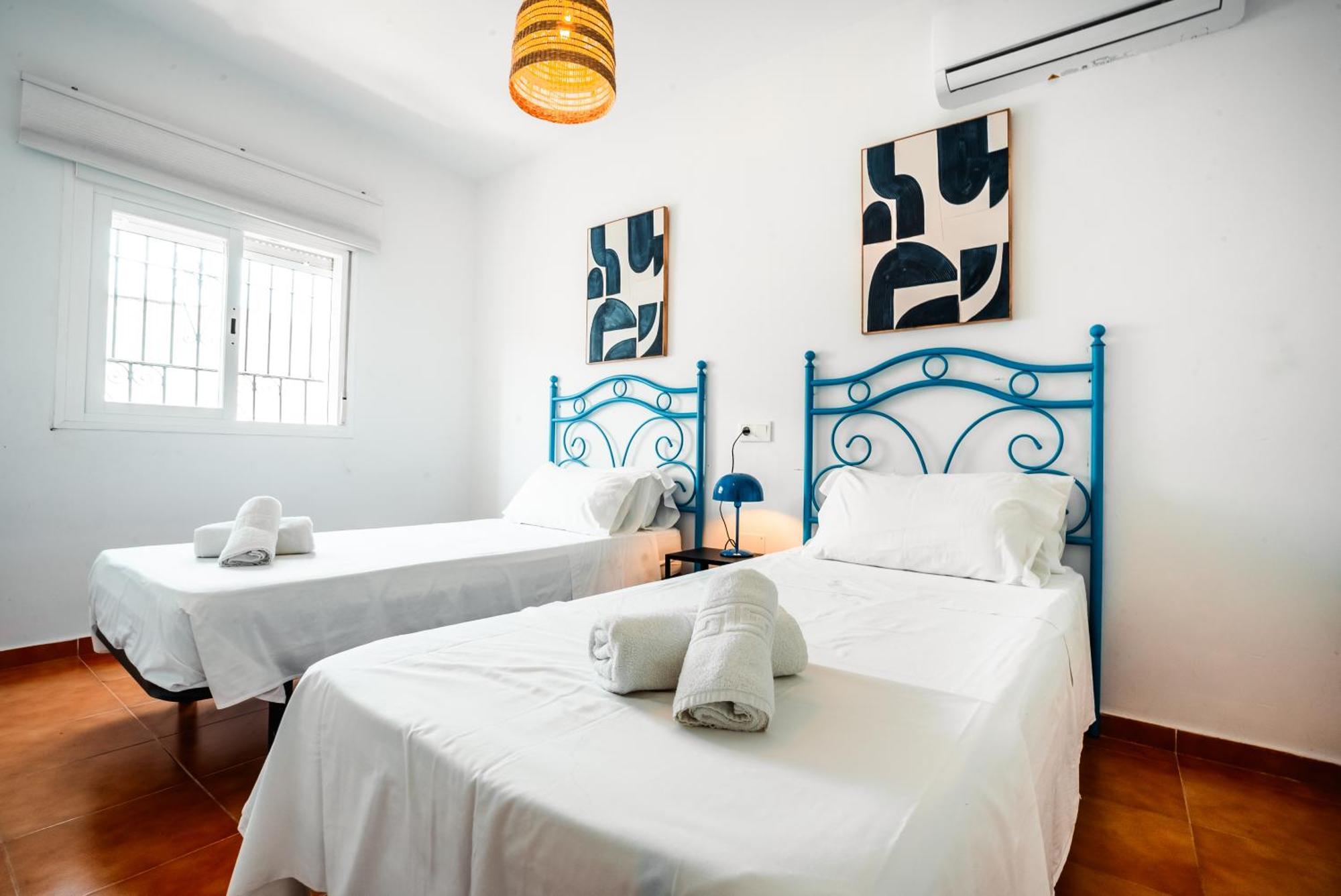 Escuela Village Marbella