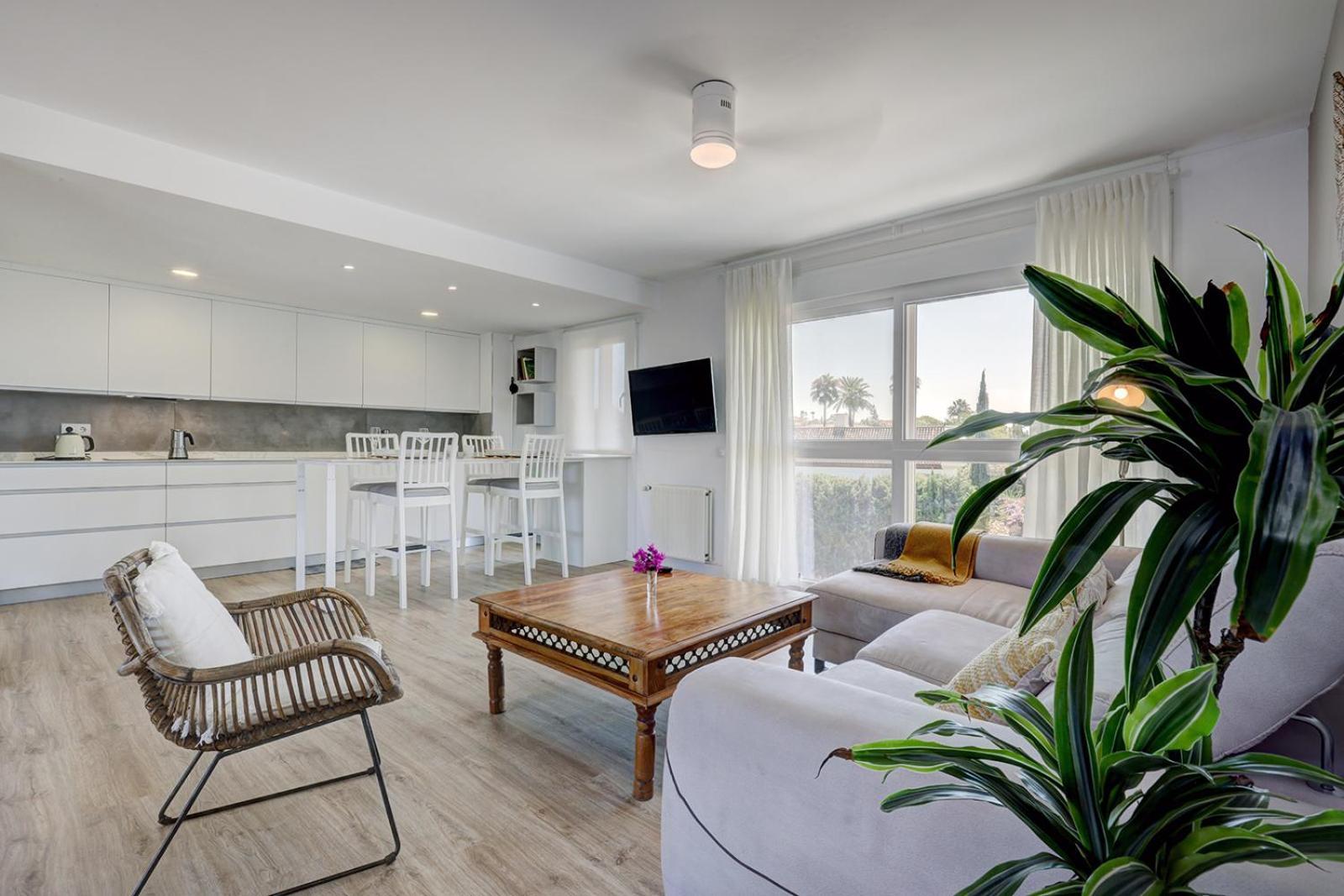 Appartement Bright Penthouse With Swimming Pool In