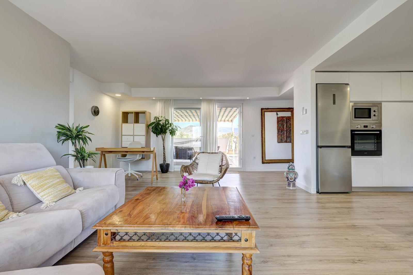 Bright Penthouse With Swimming Pool In Marbella