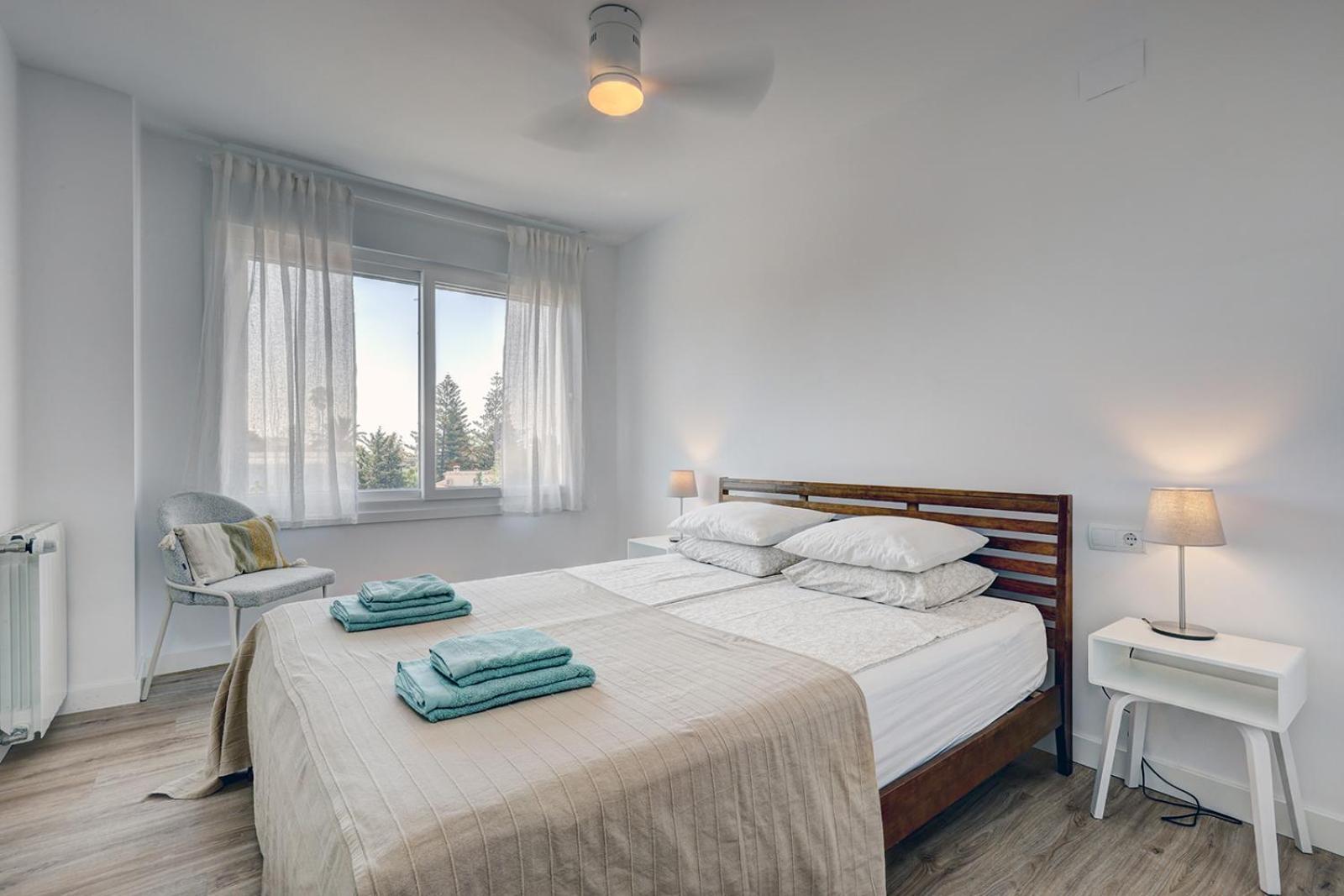 Bright Penthouse With Swimming Pool In *