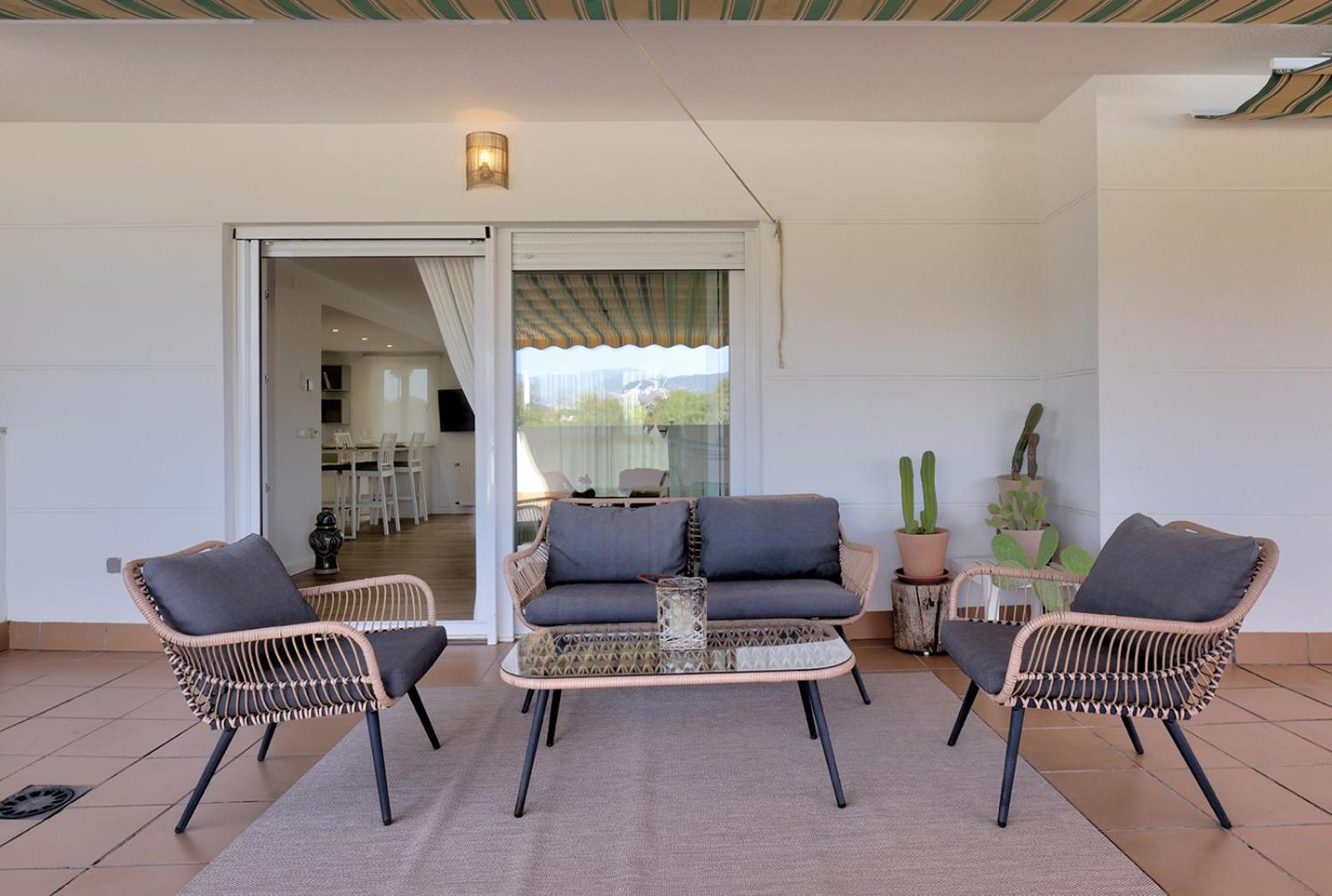 Appartement Bright Penthouse With Swimming Pool In