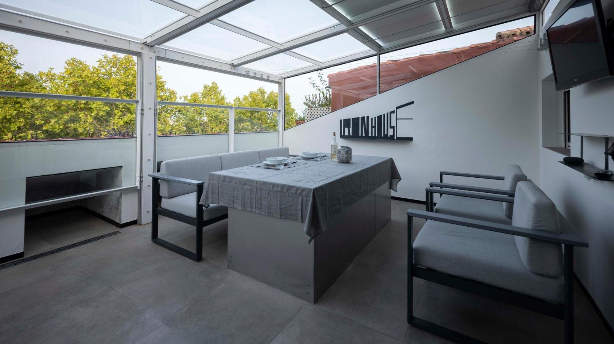 Apartment Iron House - Penthouse With Bathtub In Golden Mile & Bridge *