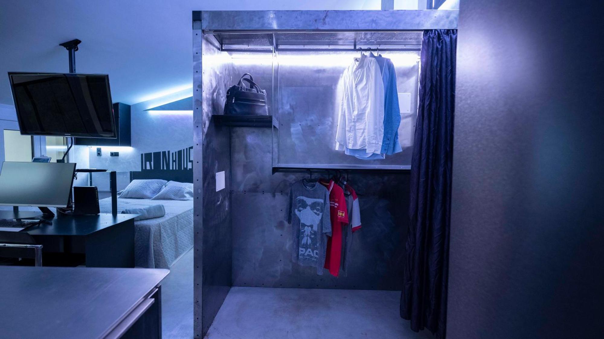 Apartment Iron House - Penthouse With Bathtub In Golden Mile & Bridge *