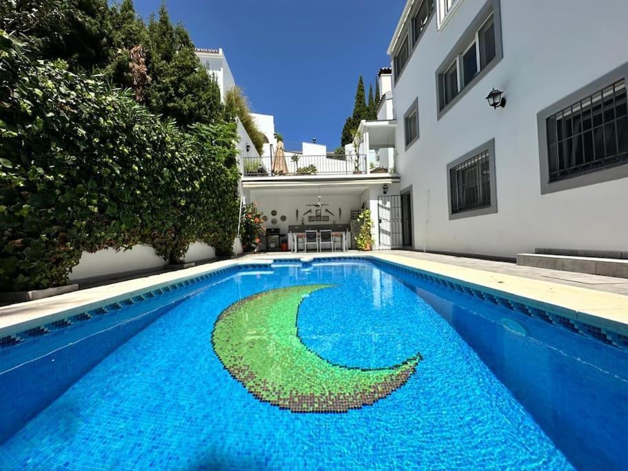 Wonderful Private Near With Sea Views Marbella
