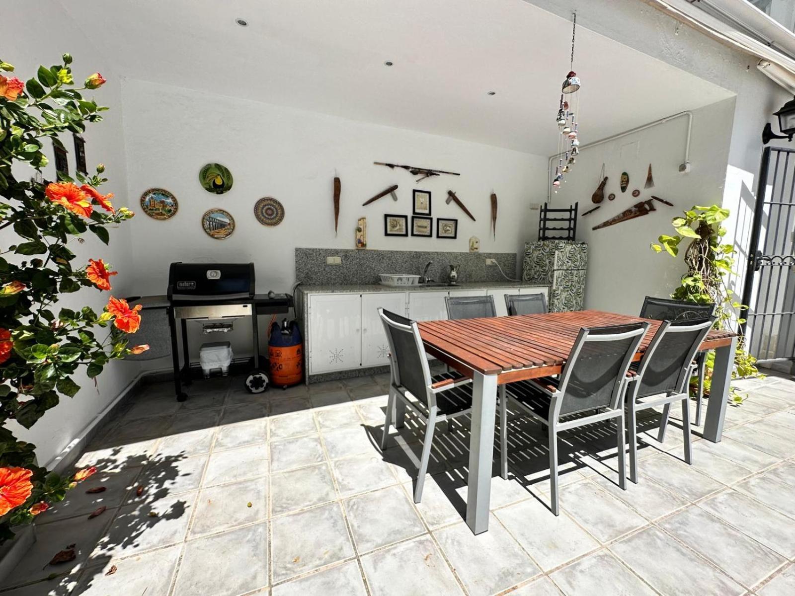 Villa Wonderful Private Near With Sea Views Marbella