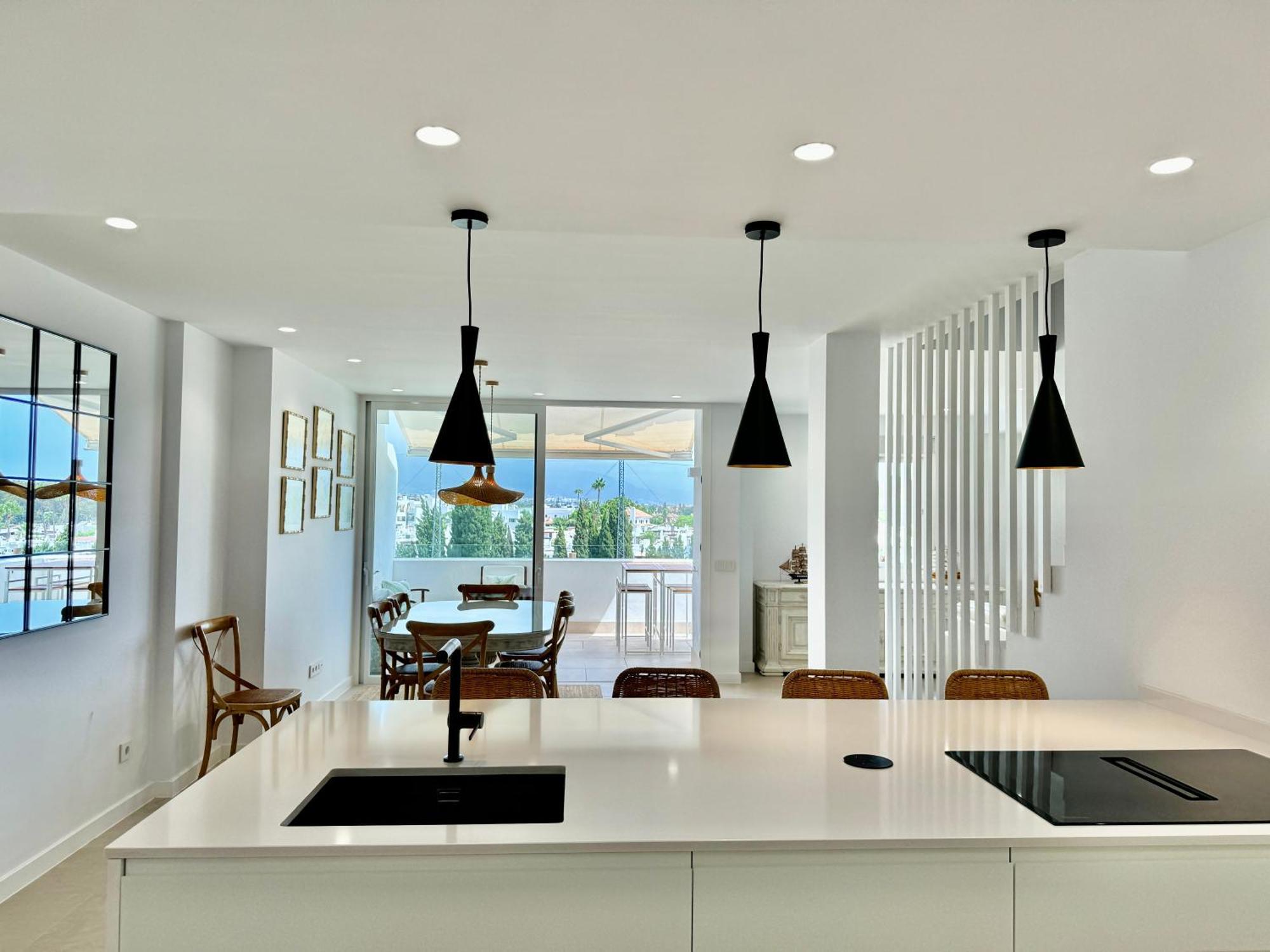 Sea And Mountain Views Penthouse In Guadalmina - Eaw Homes Apartment Marbella