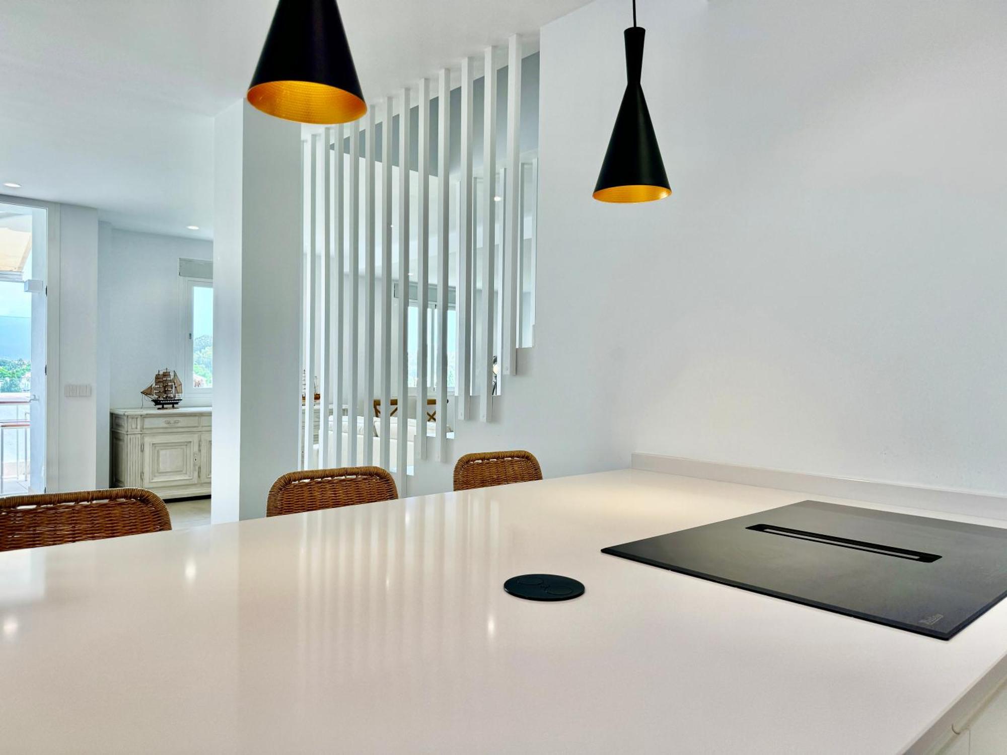 Sea And Mountain Views Penthouse In Guadalmina - Eaw Homes Apartment *