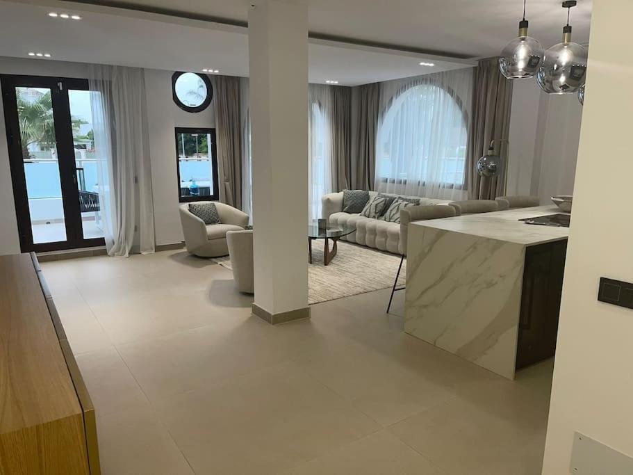 Superbe 3 * Marbella