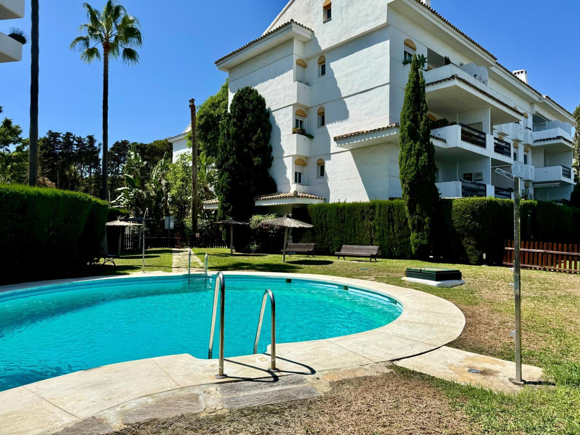 Sea And Mountain Views Penthouse In Guadalmina - Eaw Homes * Marbella
