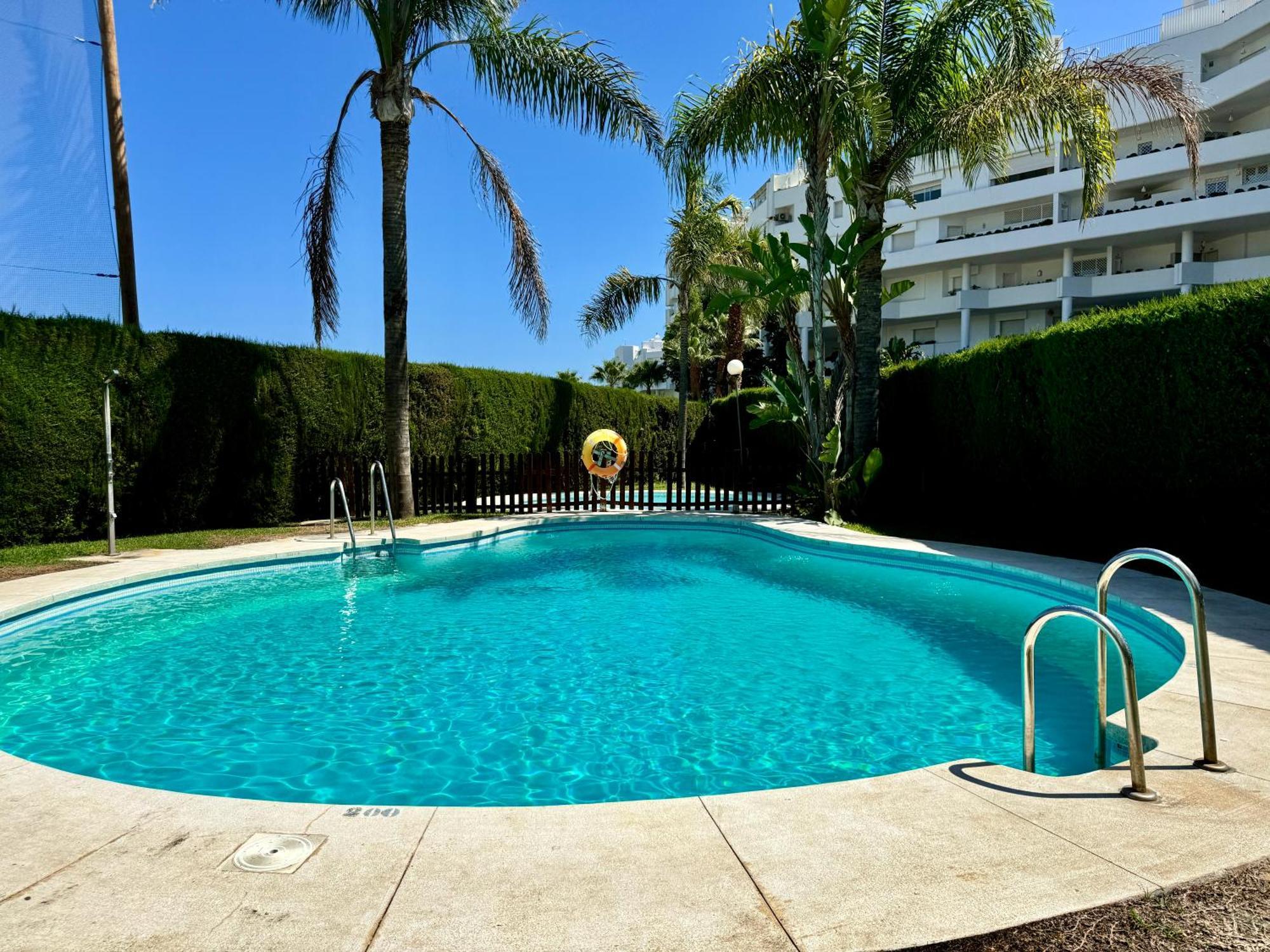 Sea And Mountain Views Penthouse In Guadalmina - Eaw Homes Marbella