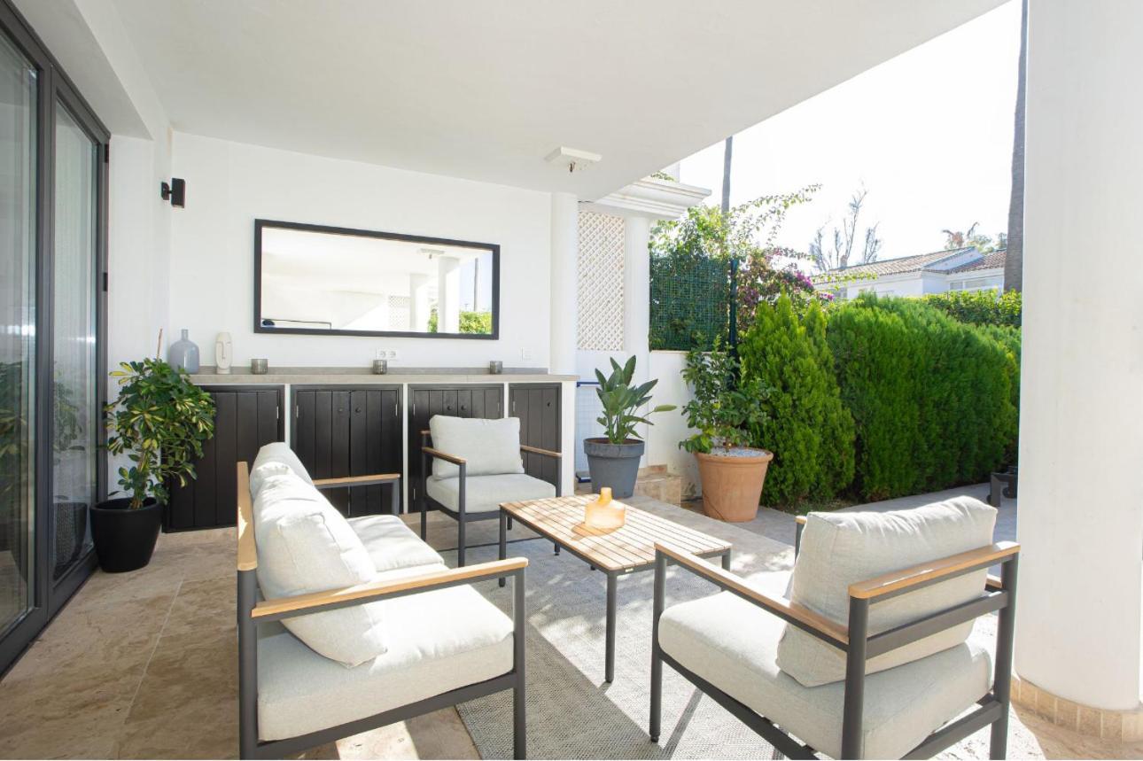 Charming Townhouse/5bedrs/front Beach/private Pool Marbella