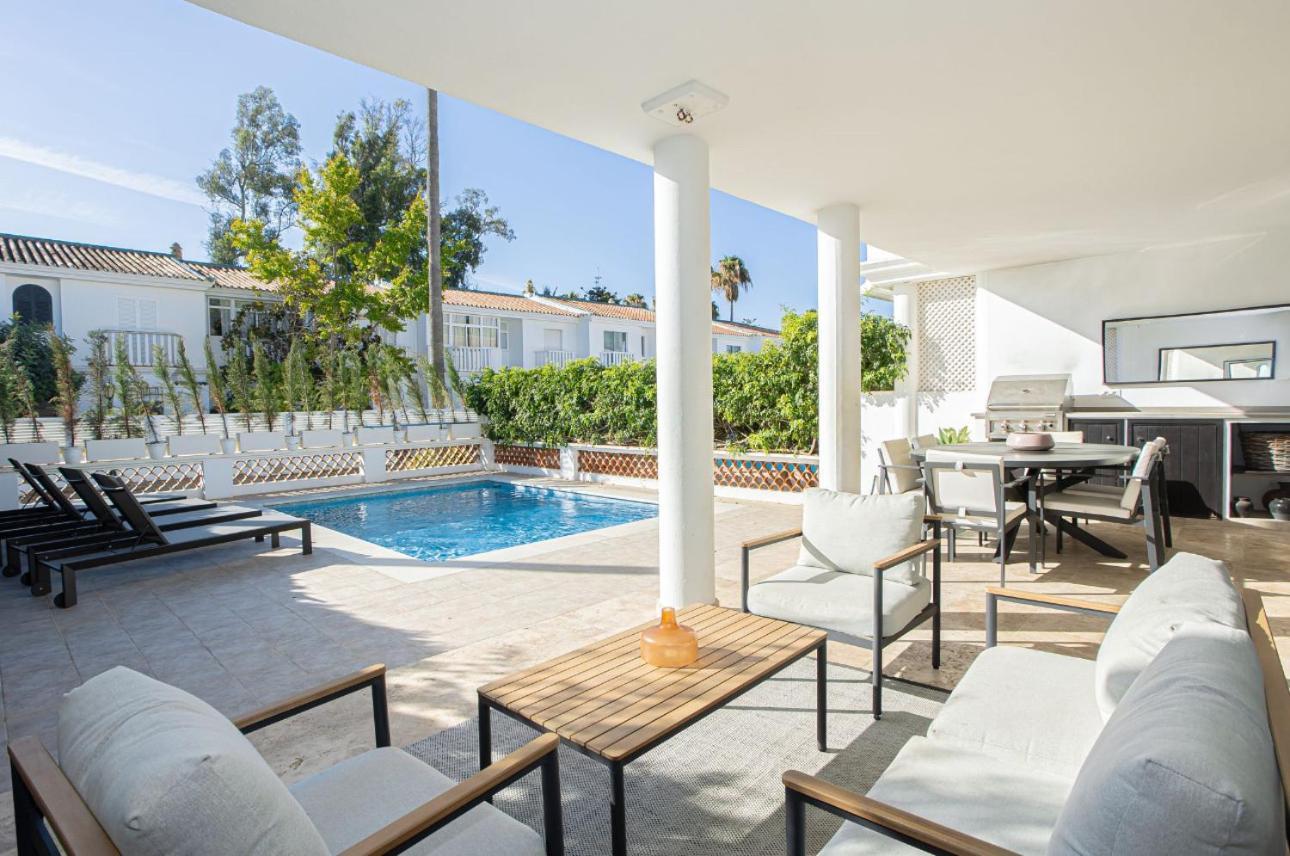 Charming Townhouse/5bedrs/front Beach/private Pool * Marbella