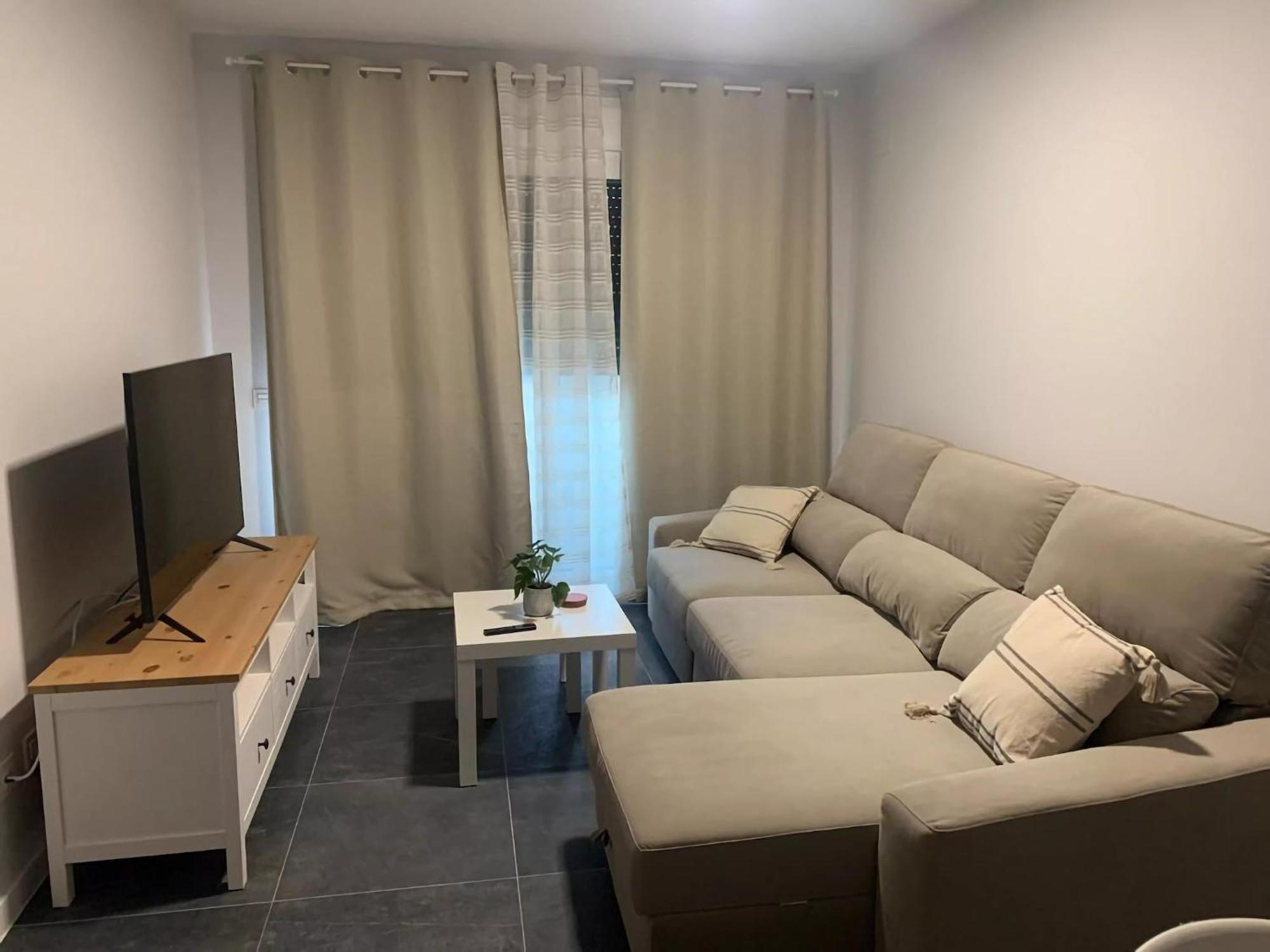 Apartamento Lovely Holiday In With Shared Pool *