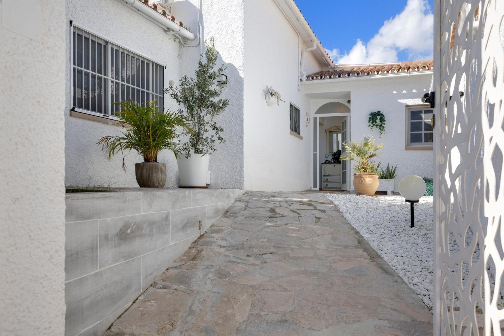 Casacara Beachside Costabella -spain Pousada